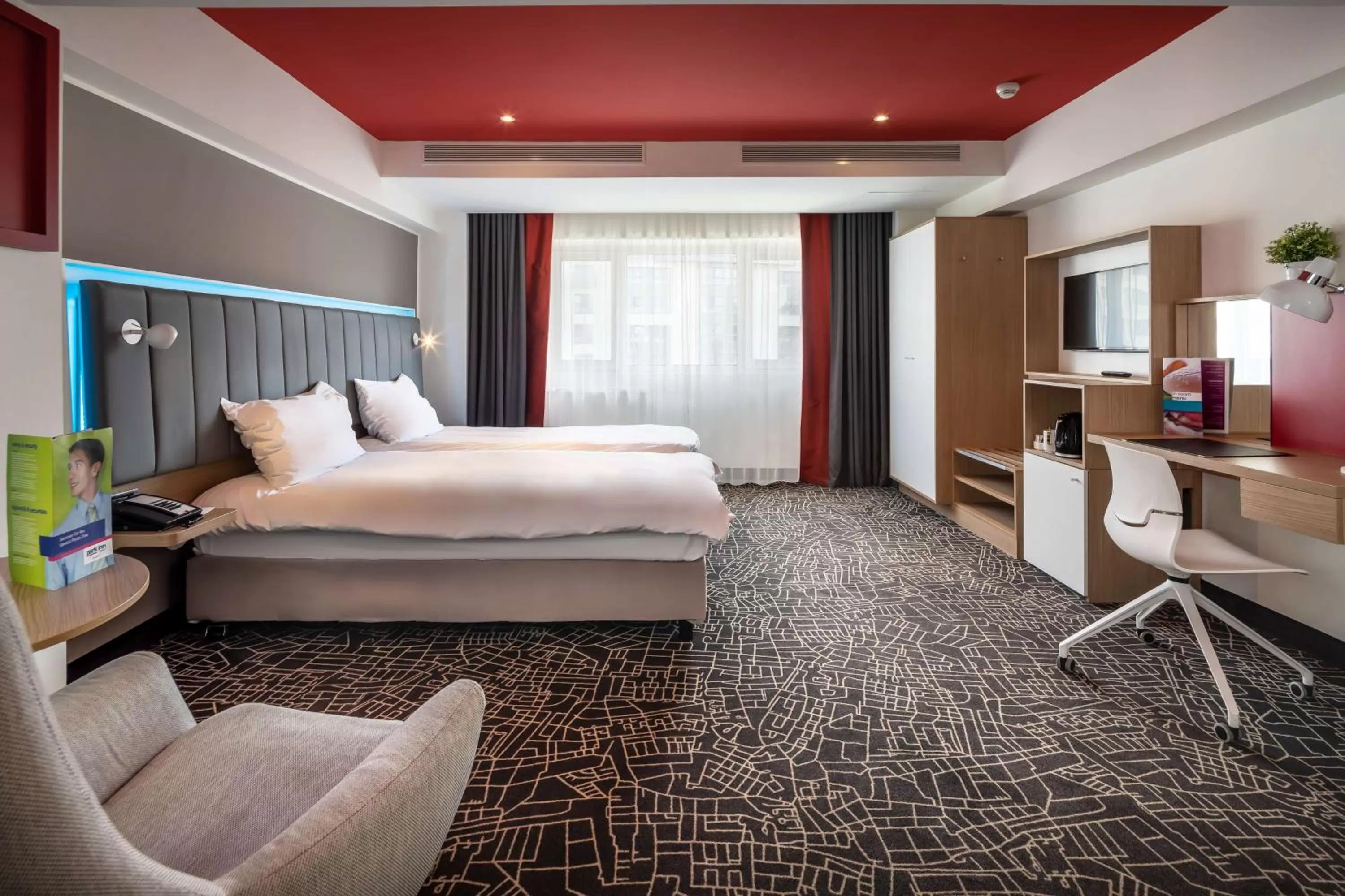 Junior Suite in Park Inn by Radisson Bucharest Hotel & Residence