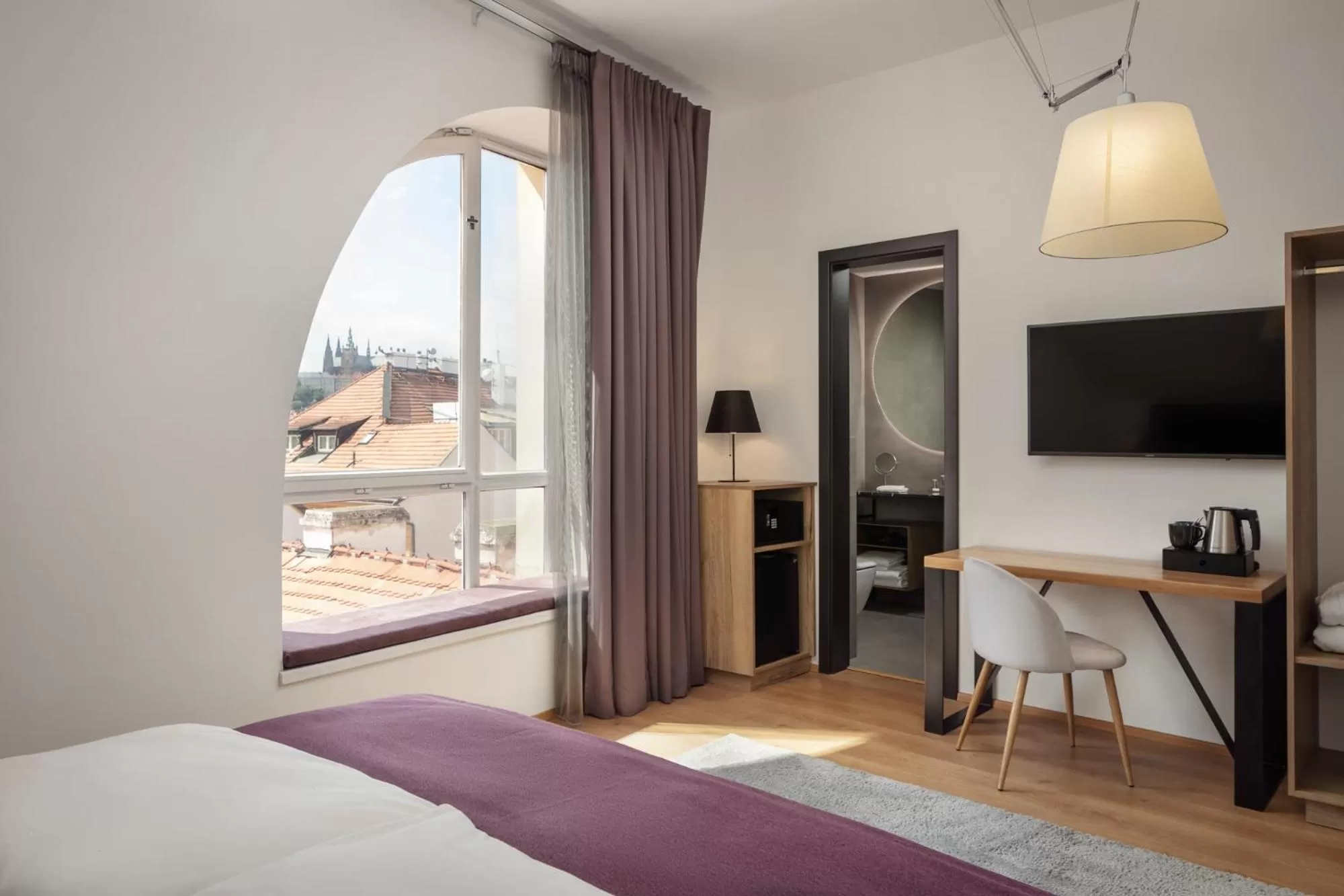 Executive Double Room with Prague Castle View in MOODs Charles Bridge