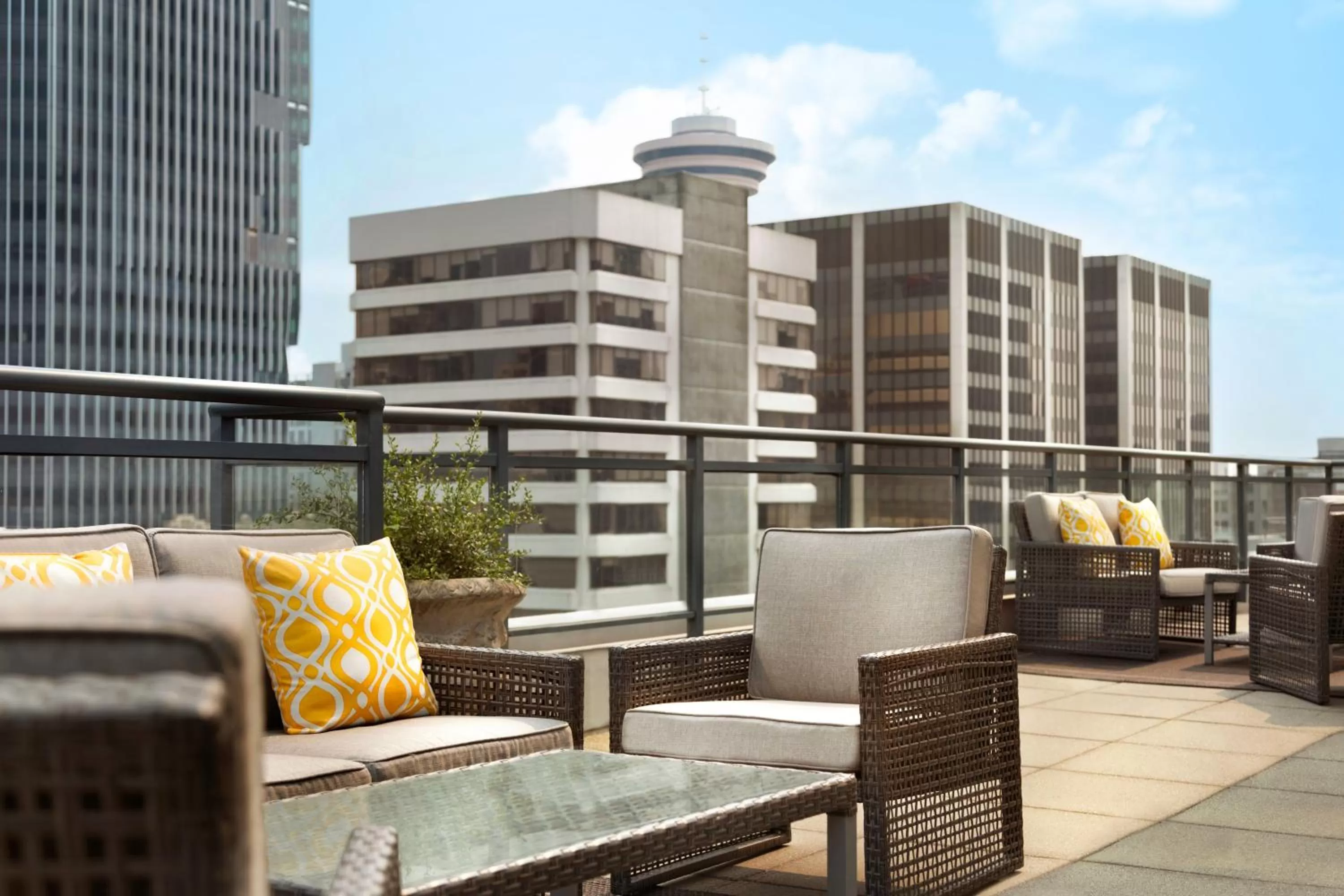 Senior Penthouse (with Sofa Bed) in Hotel Le Soleil by Executive Hotels