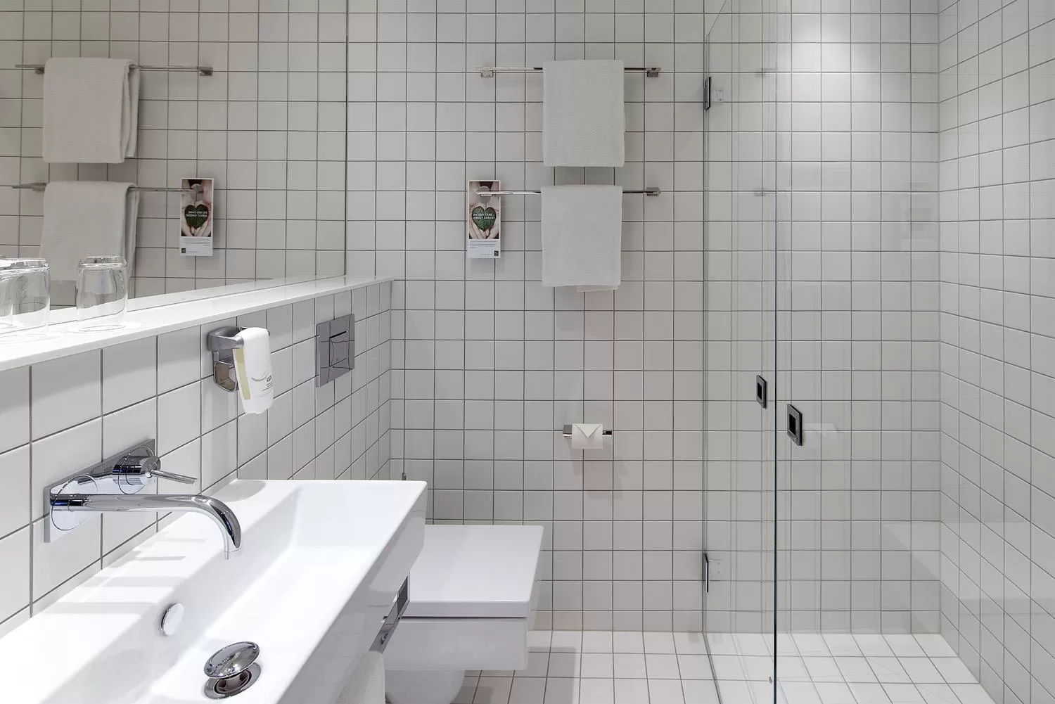 Standard Twin Room in Quality Hotel Globe