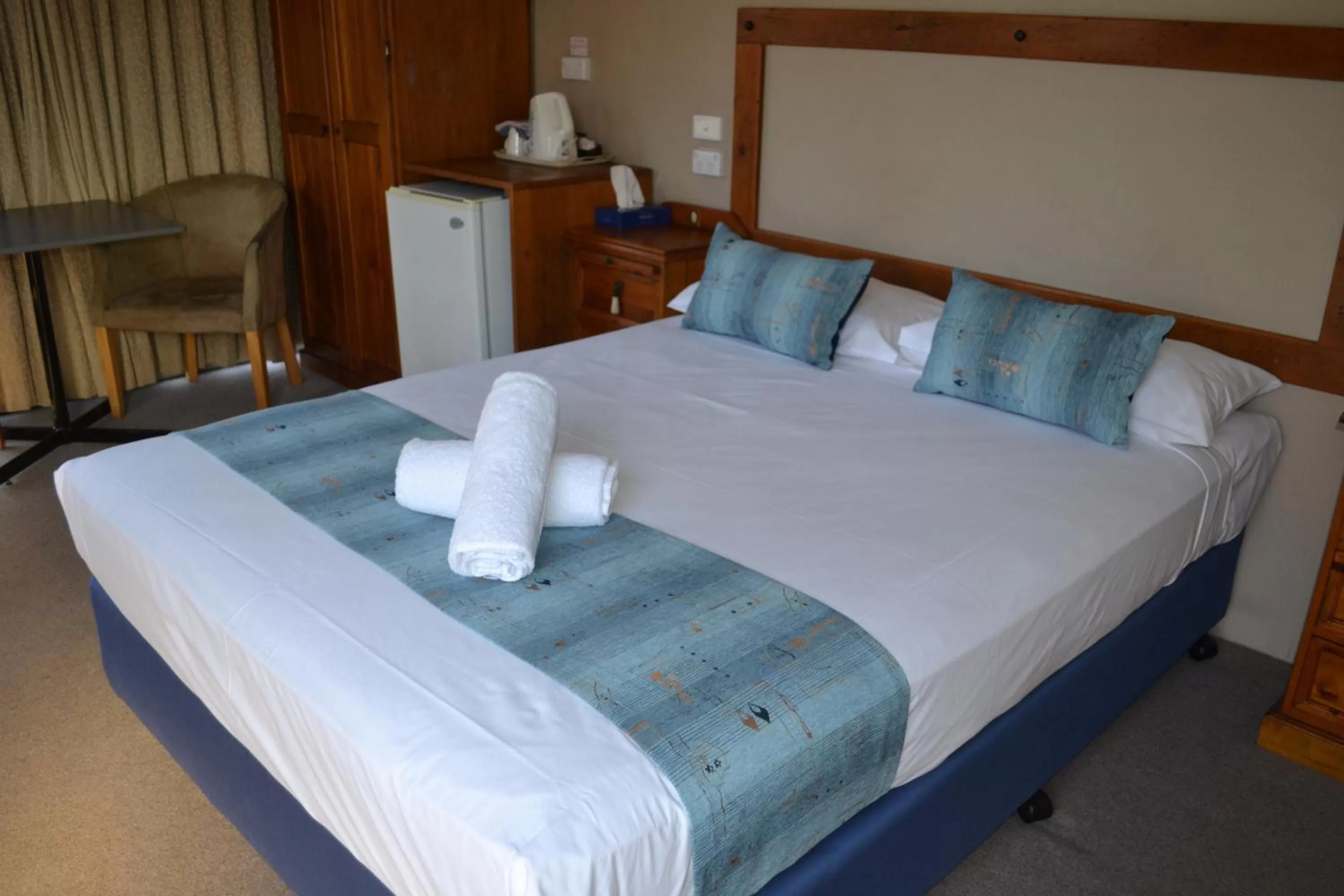 Two-Bedroom Suite in Rockhampton Riverside Central Hotel Official