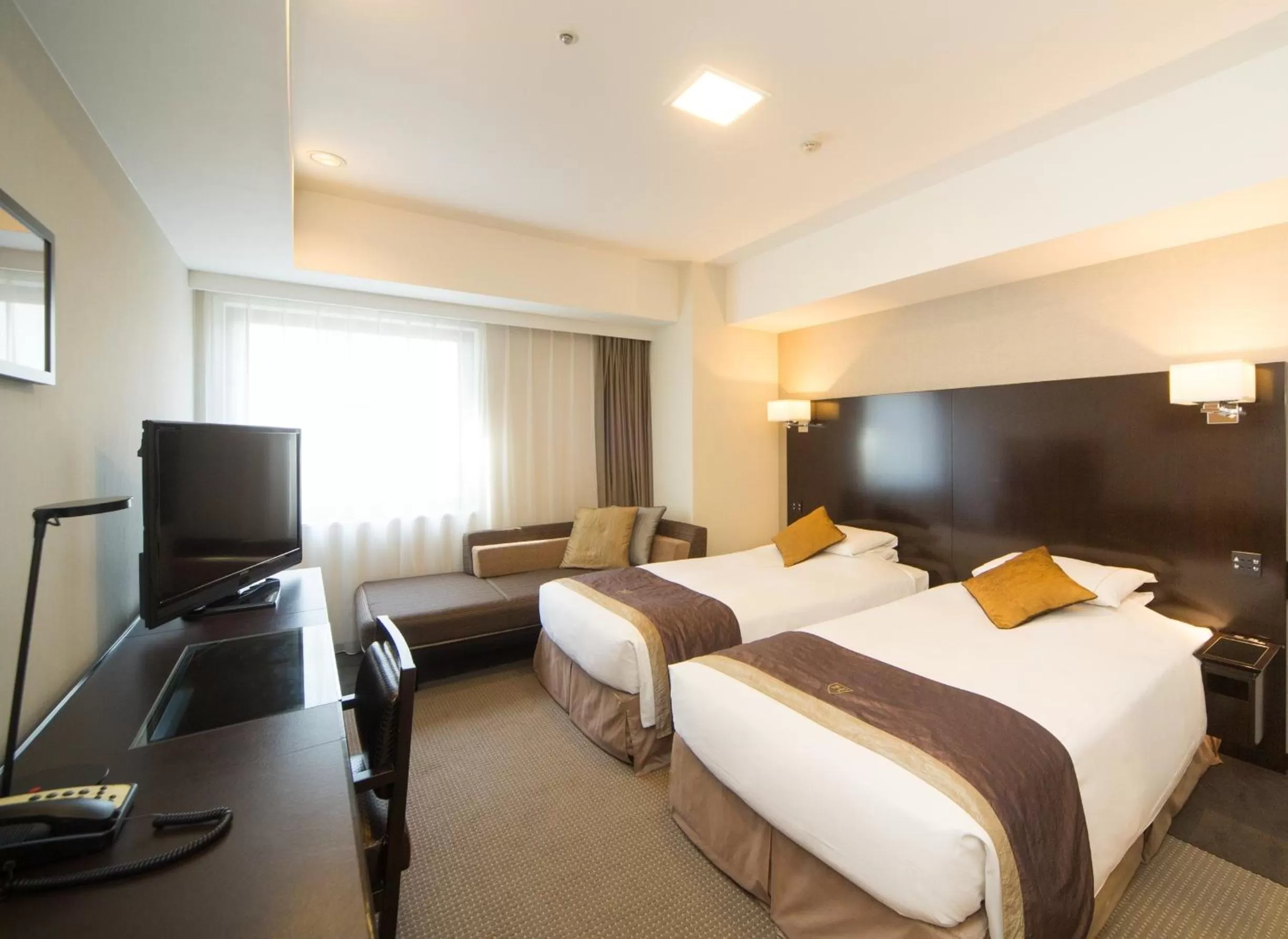 Deluxe Twin Room (1 Adult) with Buffet Breakfast - single occupancy - Non-Smoking in The Royal Park Canvas Nagoya