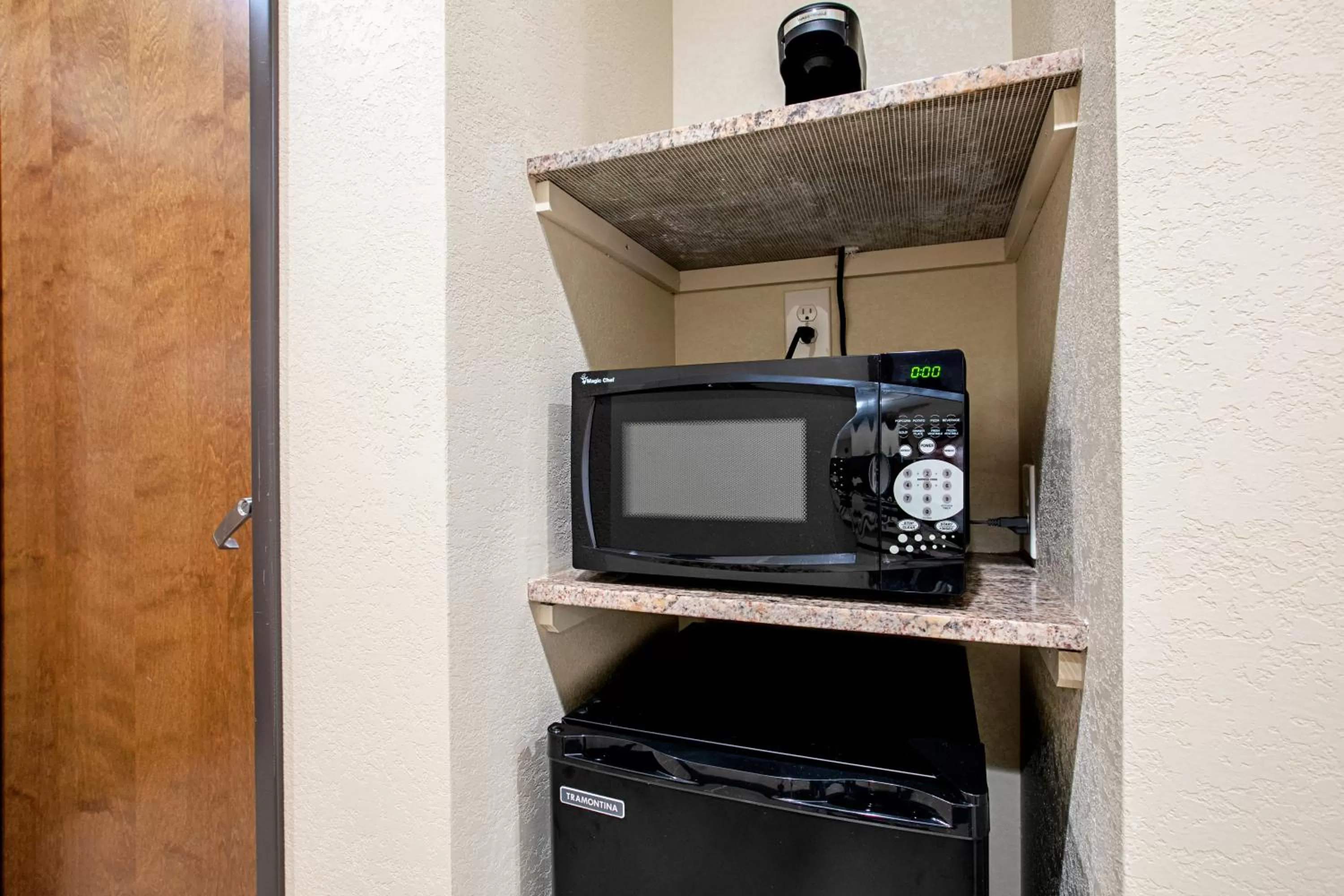 Queen Suite with Two Queen Beds - Accessible/Non-Smoking in Comfort Suites Fishkill near Interstate 84