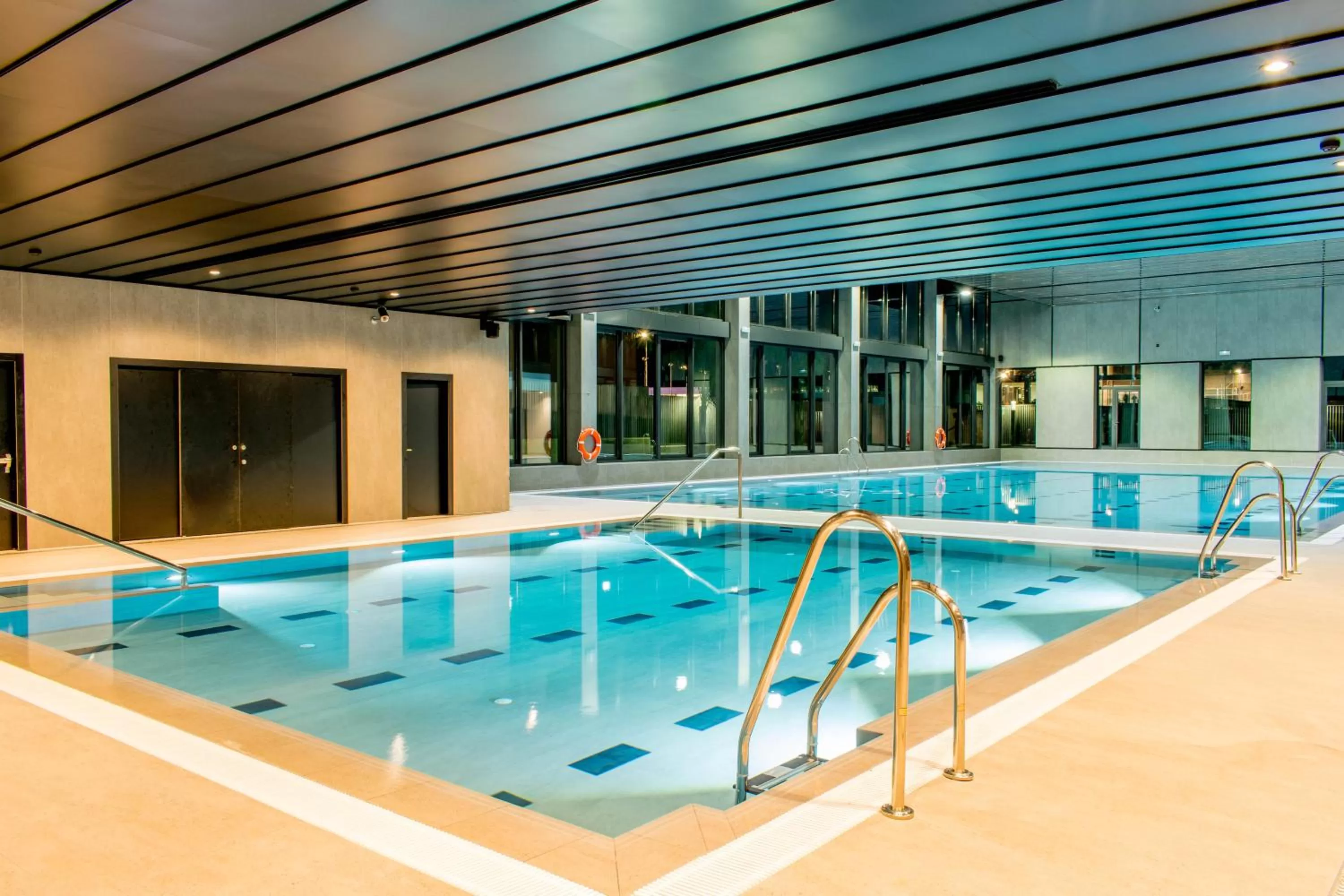 Double Room Single Use and Tennis Lessons for adults (1 Player) in Rafa Nadal Residence