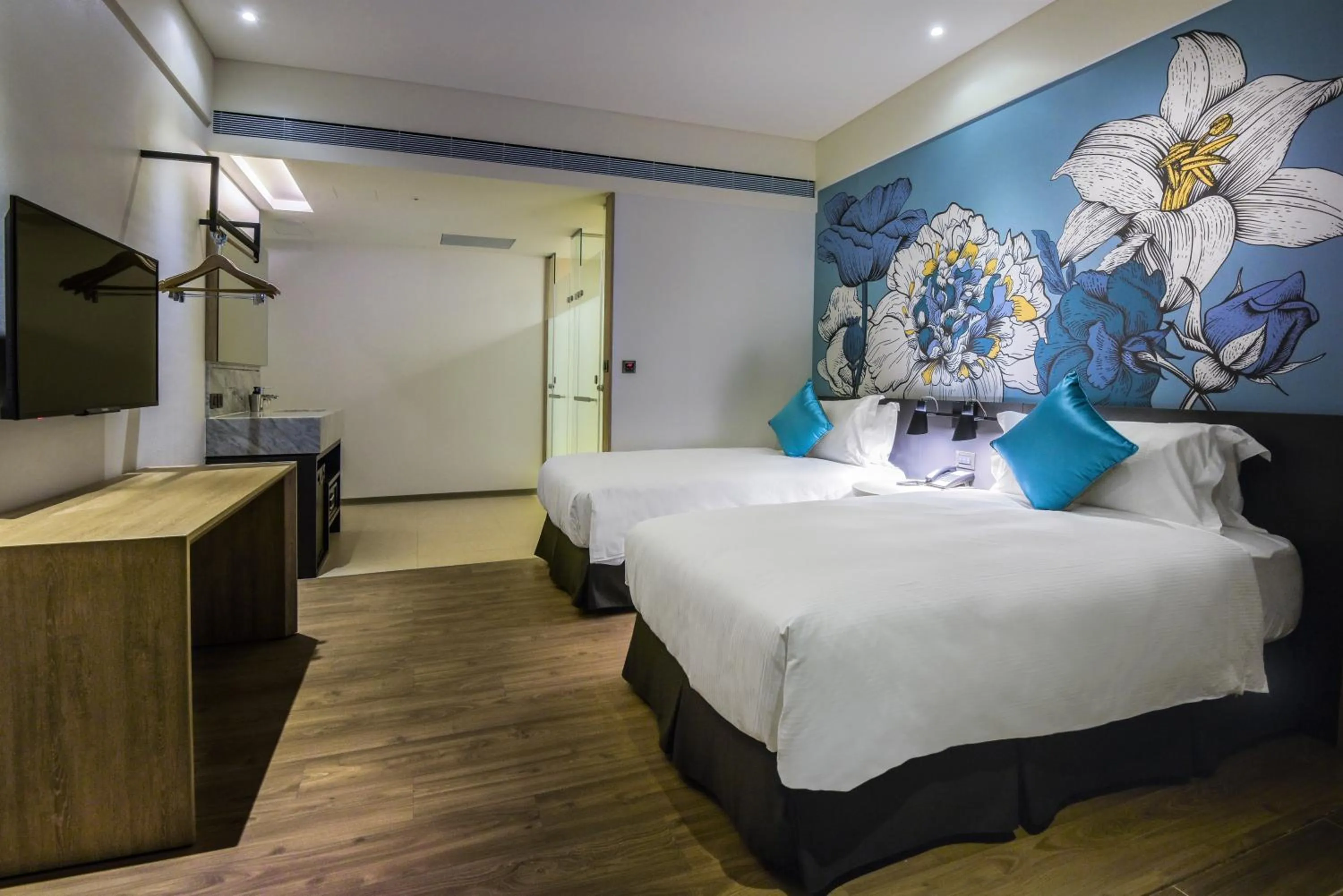 Standard Twin Room in Just Sleep Kaohsiung Station