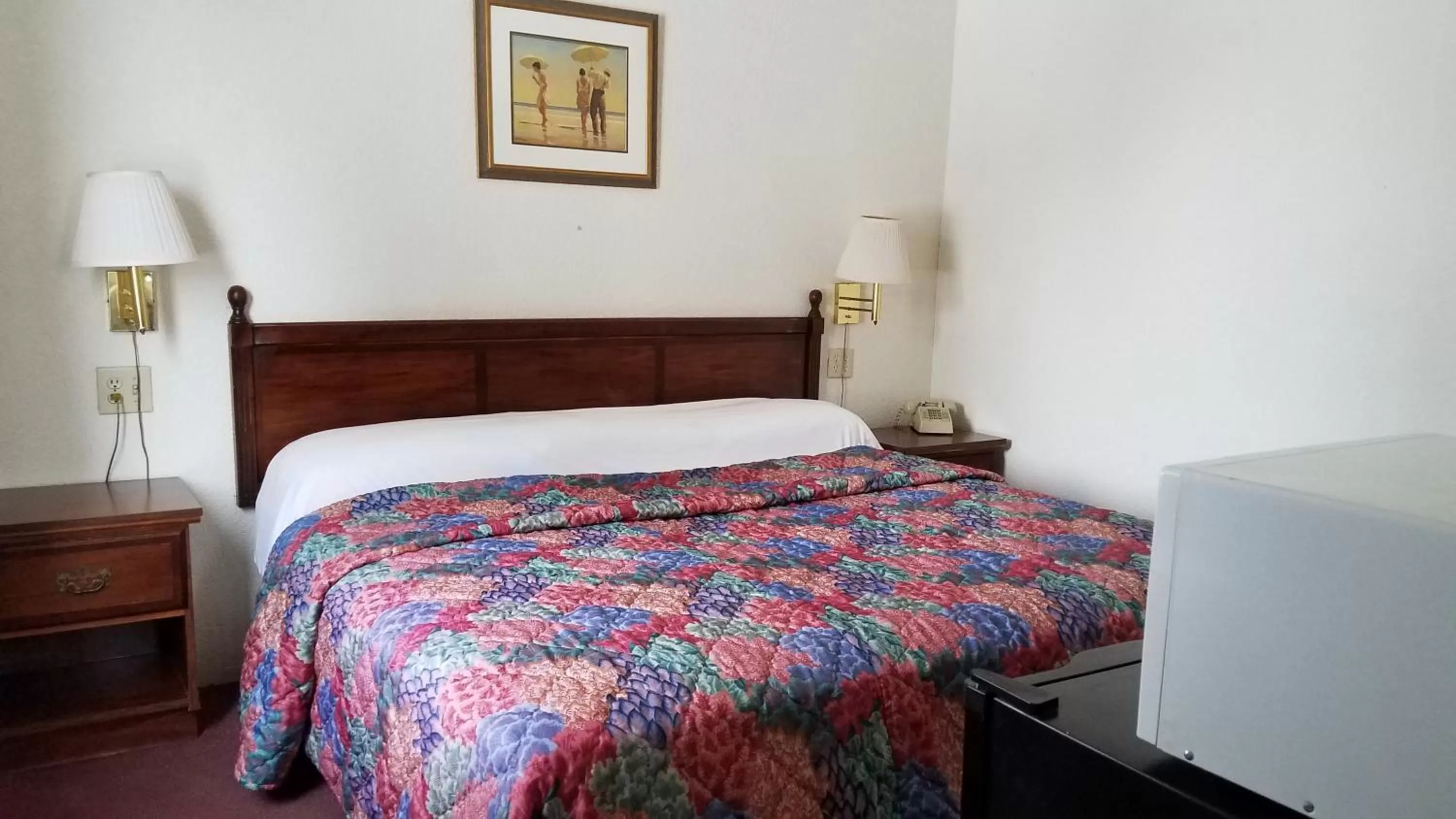 Deluxe King Suite in Stay Inn