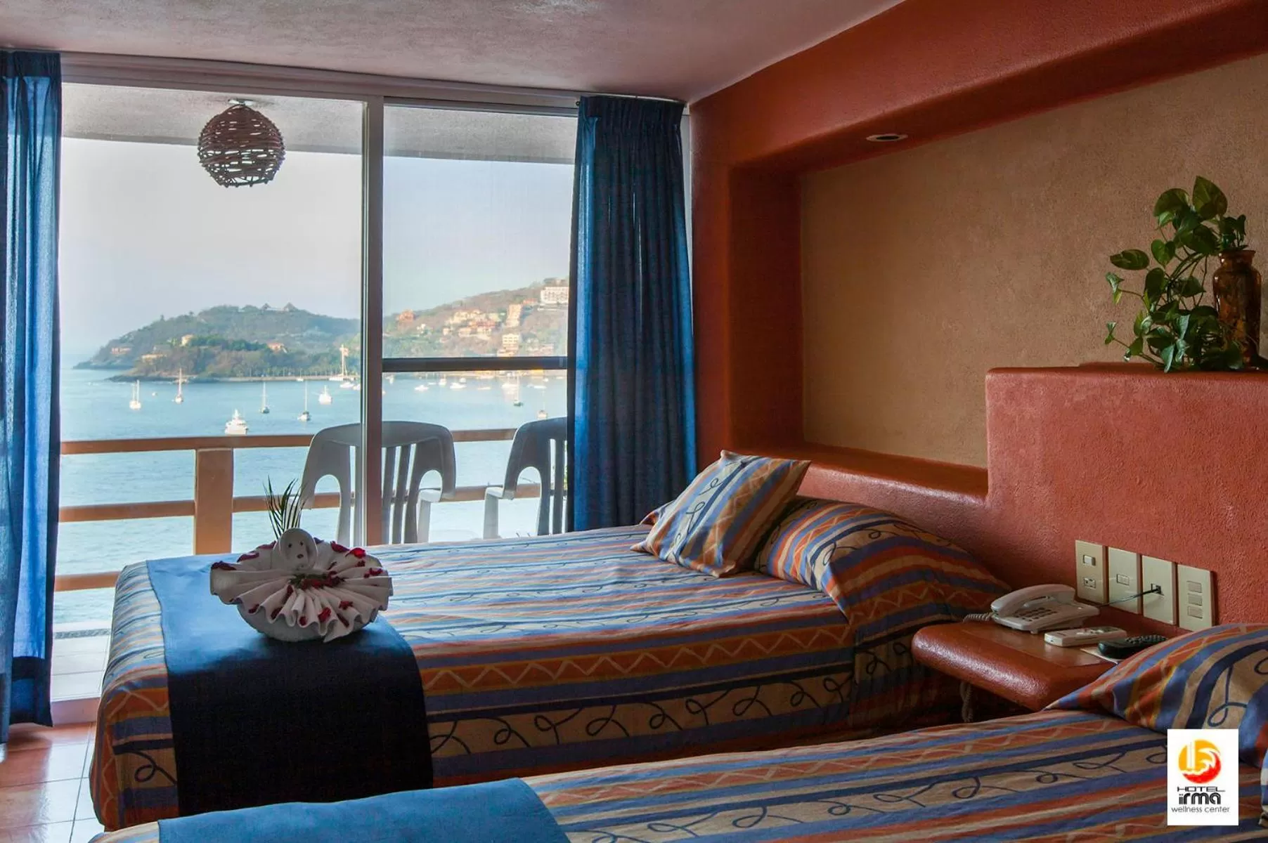 Standard Twin Room with Sea View in Hotel Irma