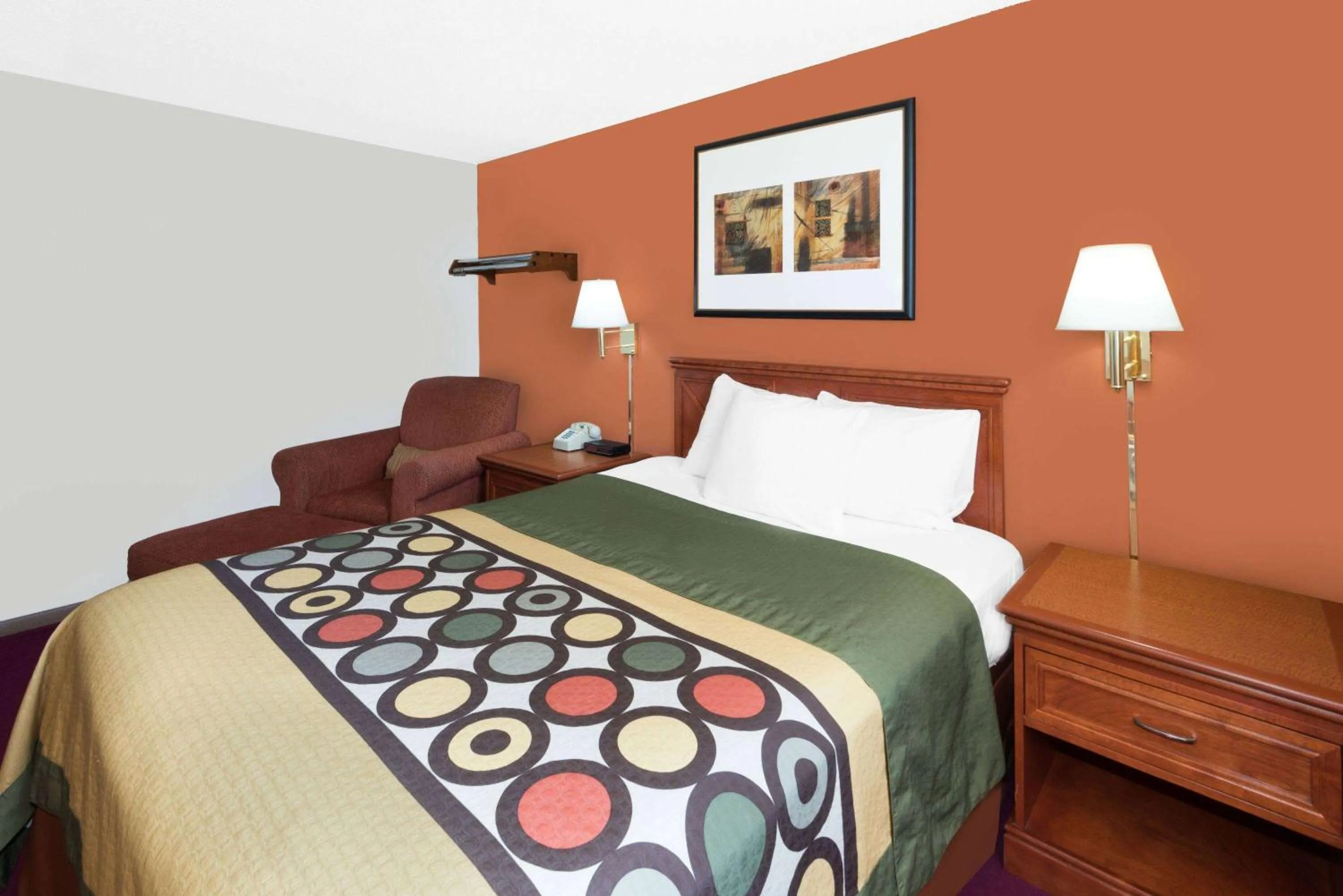 Queen Room - Non-Smoking in Super 8 by Wyndham Algona