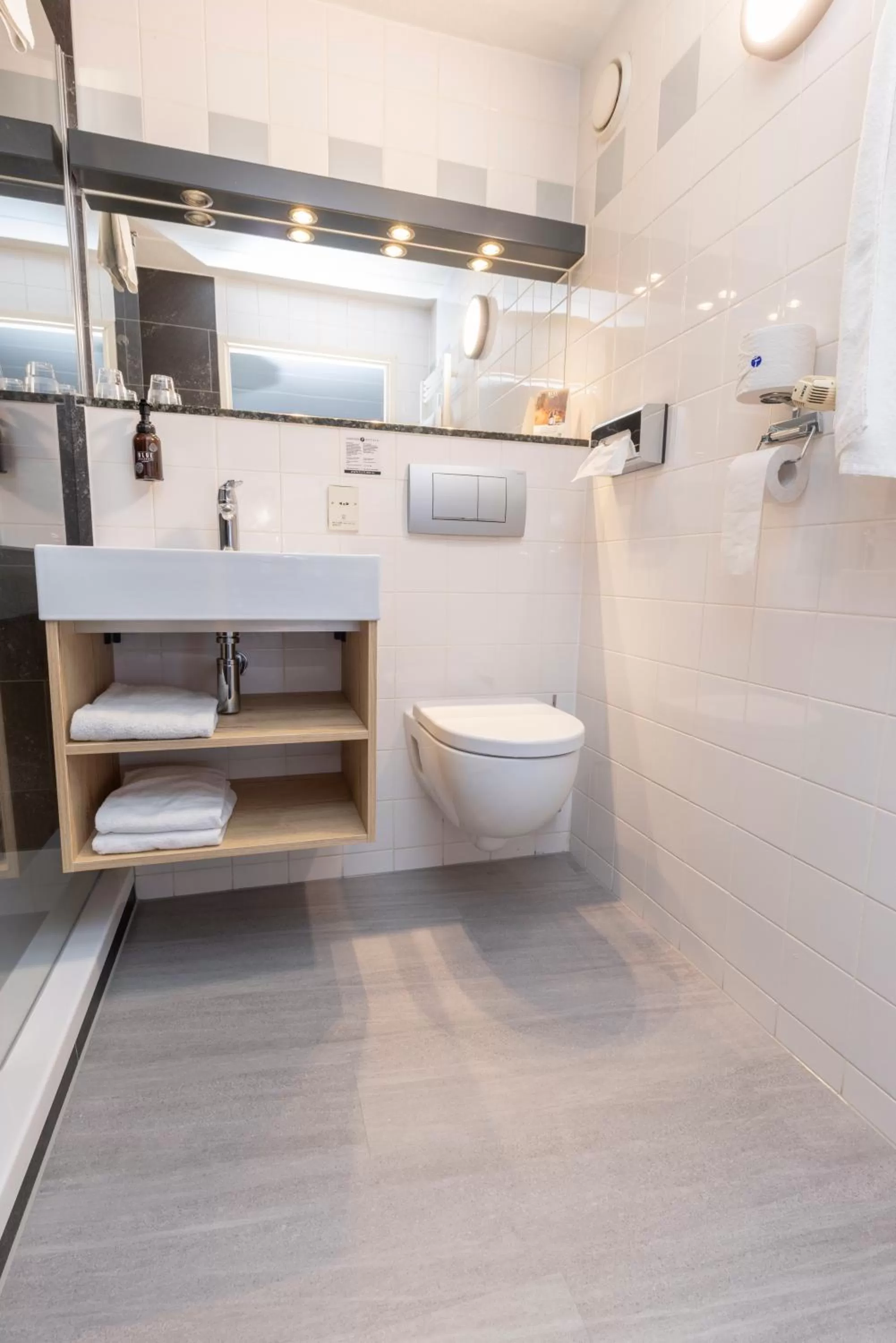 Executive Double Room with Terrace  in Fletcher Hotel Restaurant Loosdrecht-Amsterdam