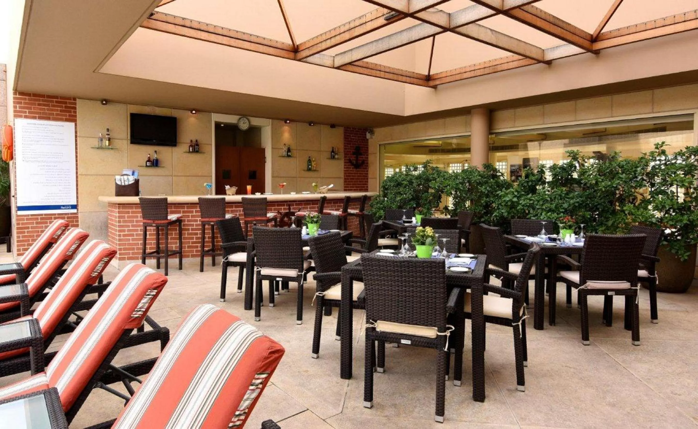 Restaurant/places to eat in Gefinor Rotana – Beirut