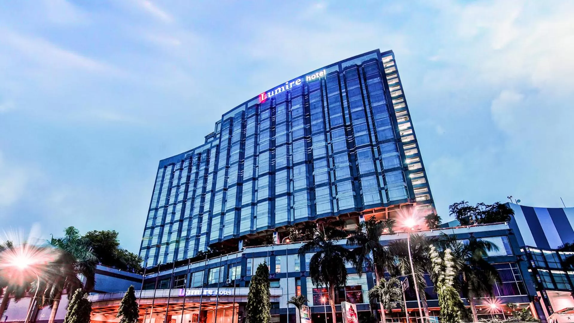 Lumire Hotel & Convention Centre