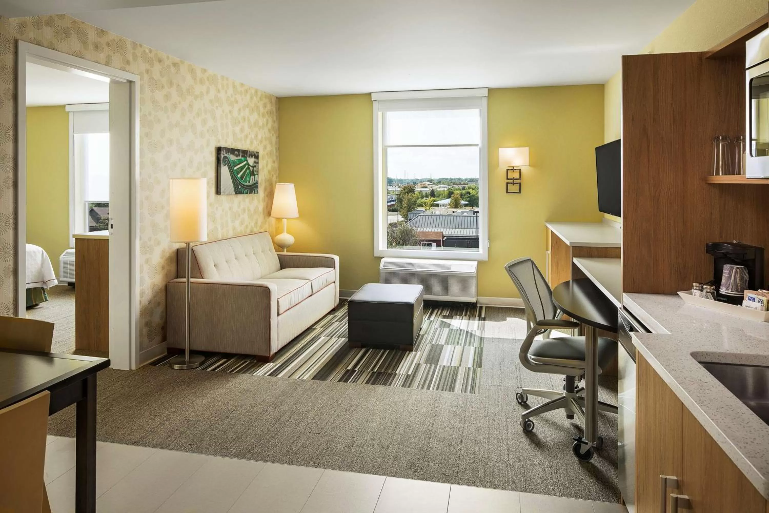 Queen Suite - Mobility and Hearing Access Tub/Non-Smoking in Home2 Suites By Hilton Mishawaka South Bend
