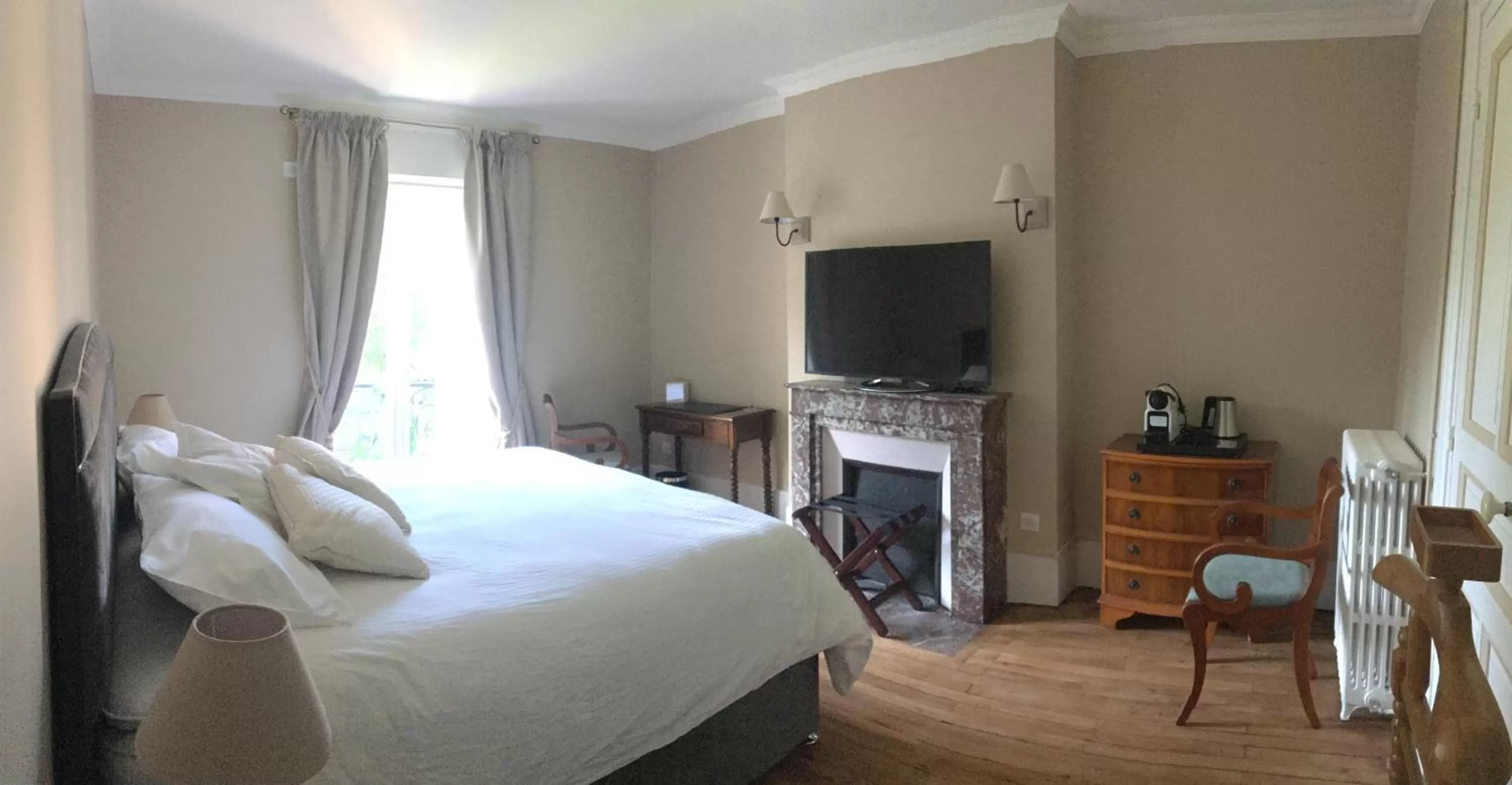 Family Room in Château de Corcelle - Chambres et table d'hôtes