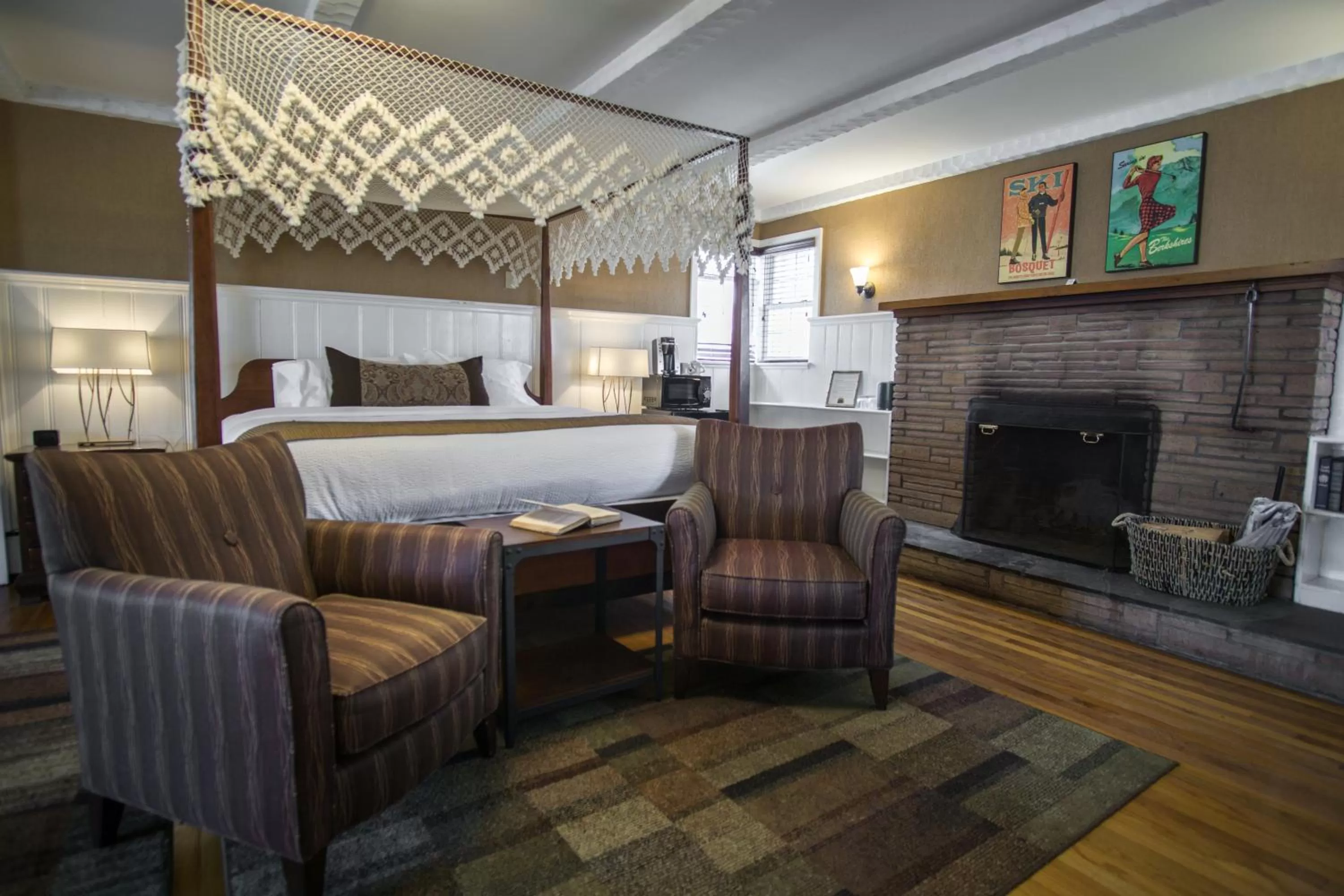 Superior King Room with Jetted Tub - Non-Smoking- No Children allowed in The Yankee, Trademark Collection by Wyndham