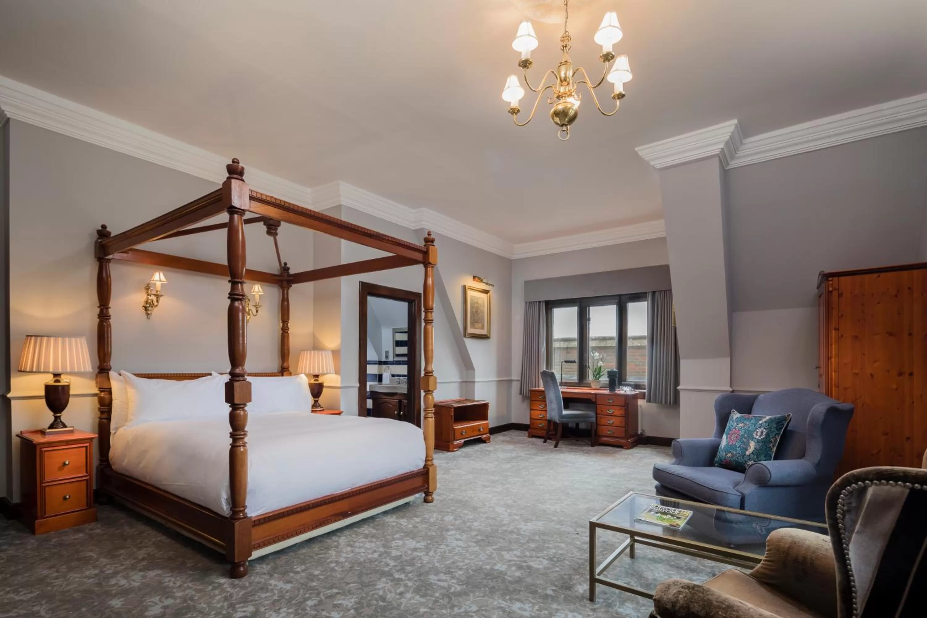 Four Poster Room in Dunston Hall Hotel, Spa & Golf Resort