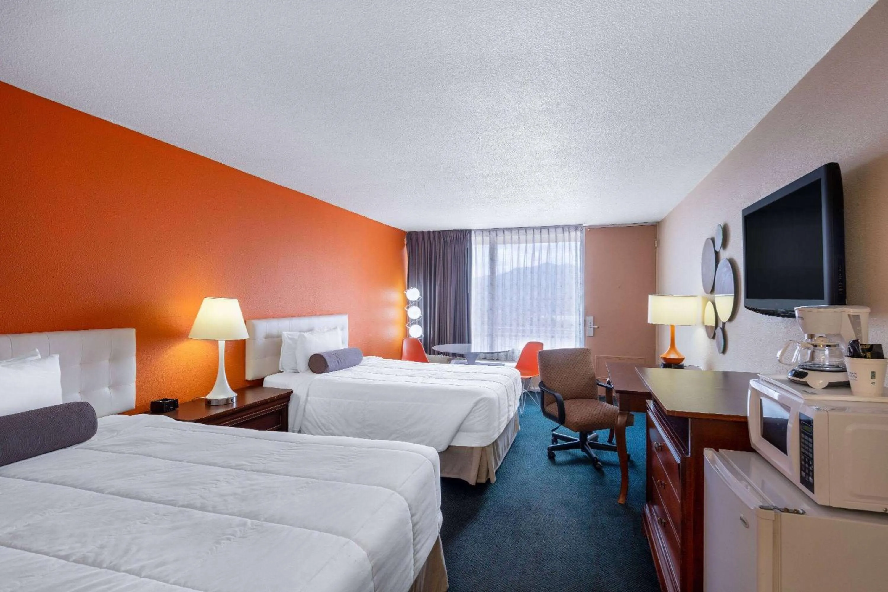 Double Room with Two Double Beds - Non-Smoking in Howard Johnson by Wyndham Salem Hotel & Conference Center