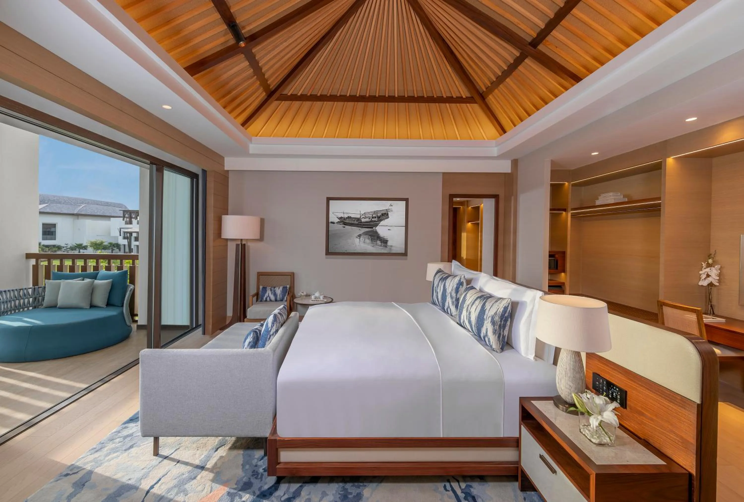 Deluxe Suite in Anantara Mina Ras Al Khaimah Resort