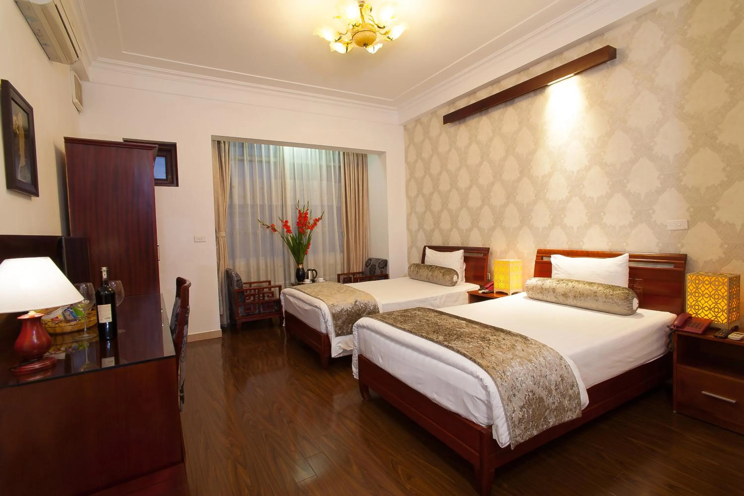 Deluxe Double or Twin Room in Hanoi Luxury Hotel