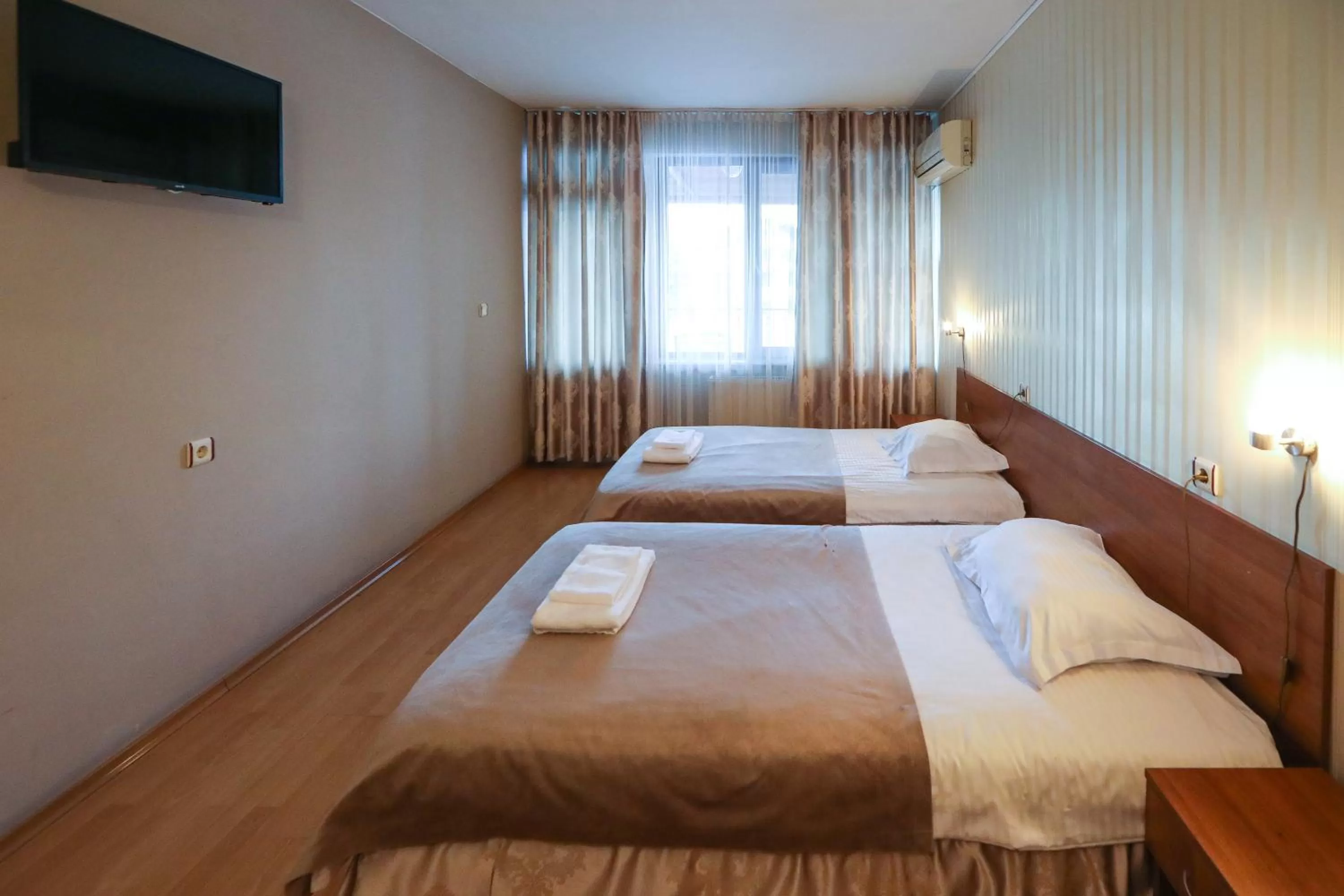 Double or Twin Room with Balcony in Complex Baroto