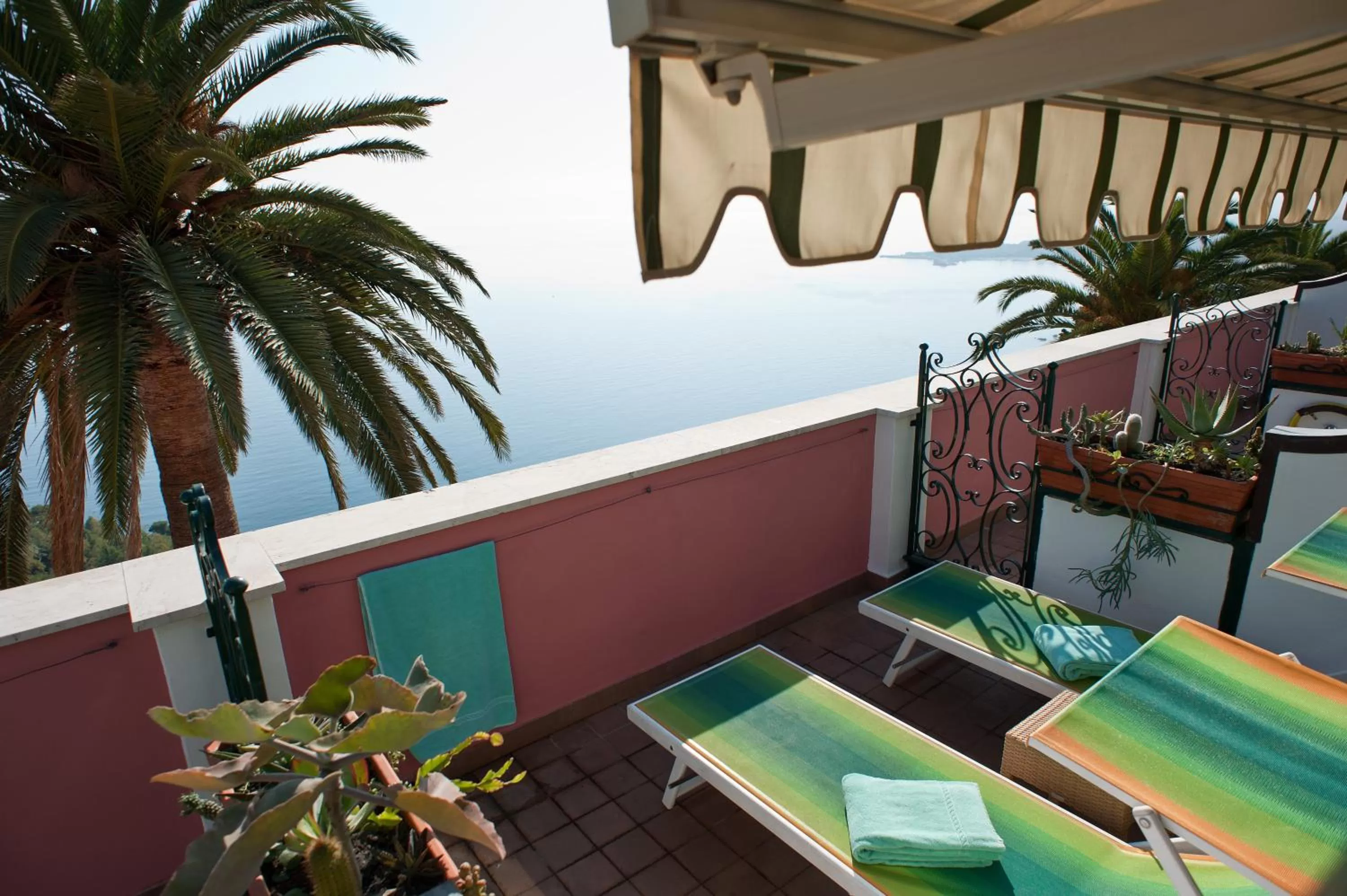 Junior Suite with Terrace and Sea View - Top Floor in Hotel Villa Schuler