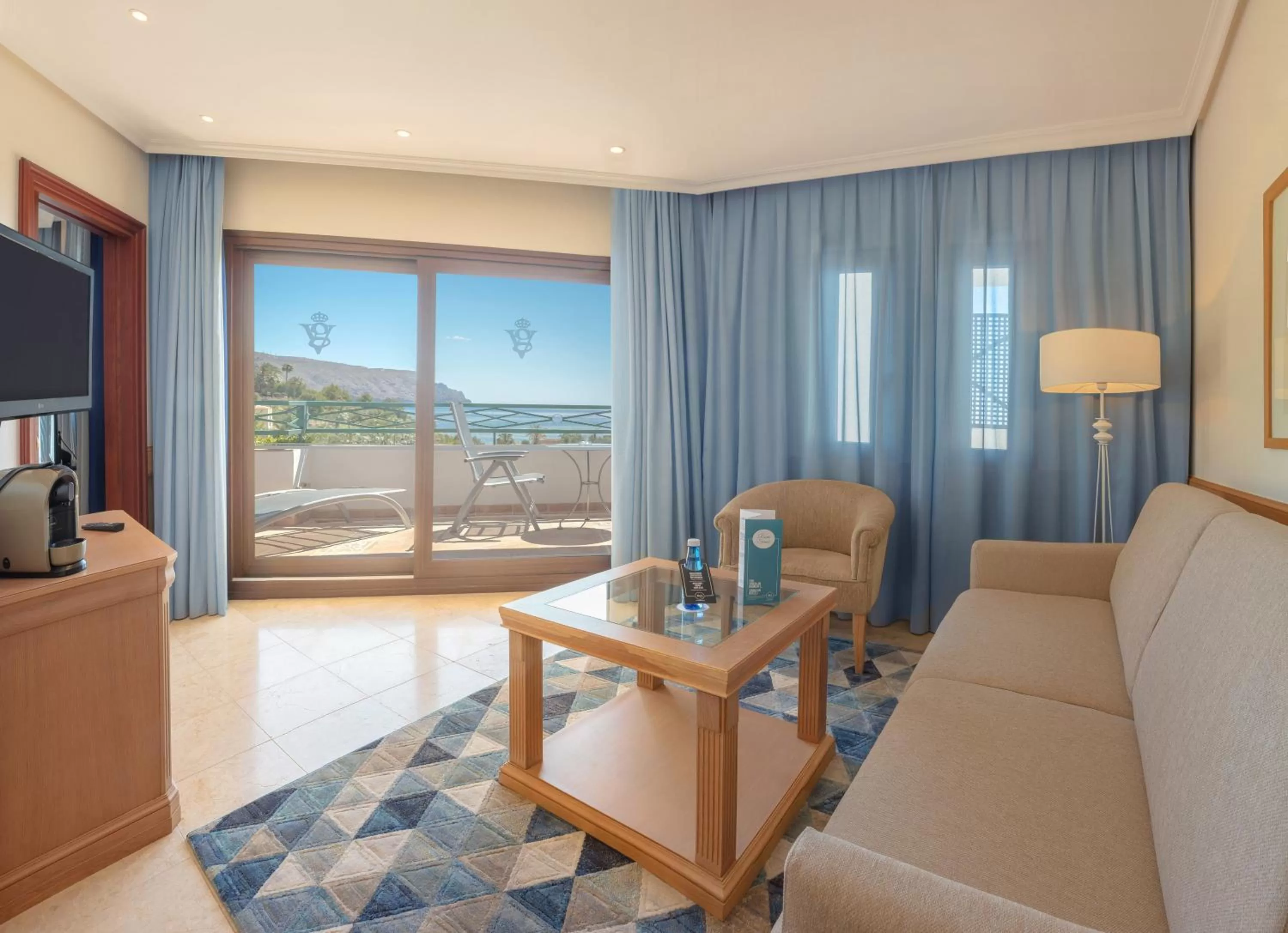 Junior Suite - single occupancy in SH Villa Gadea