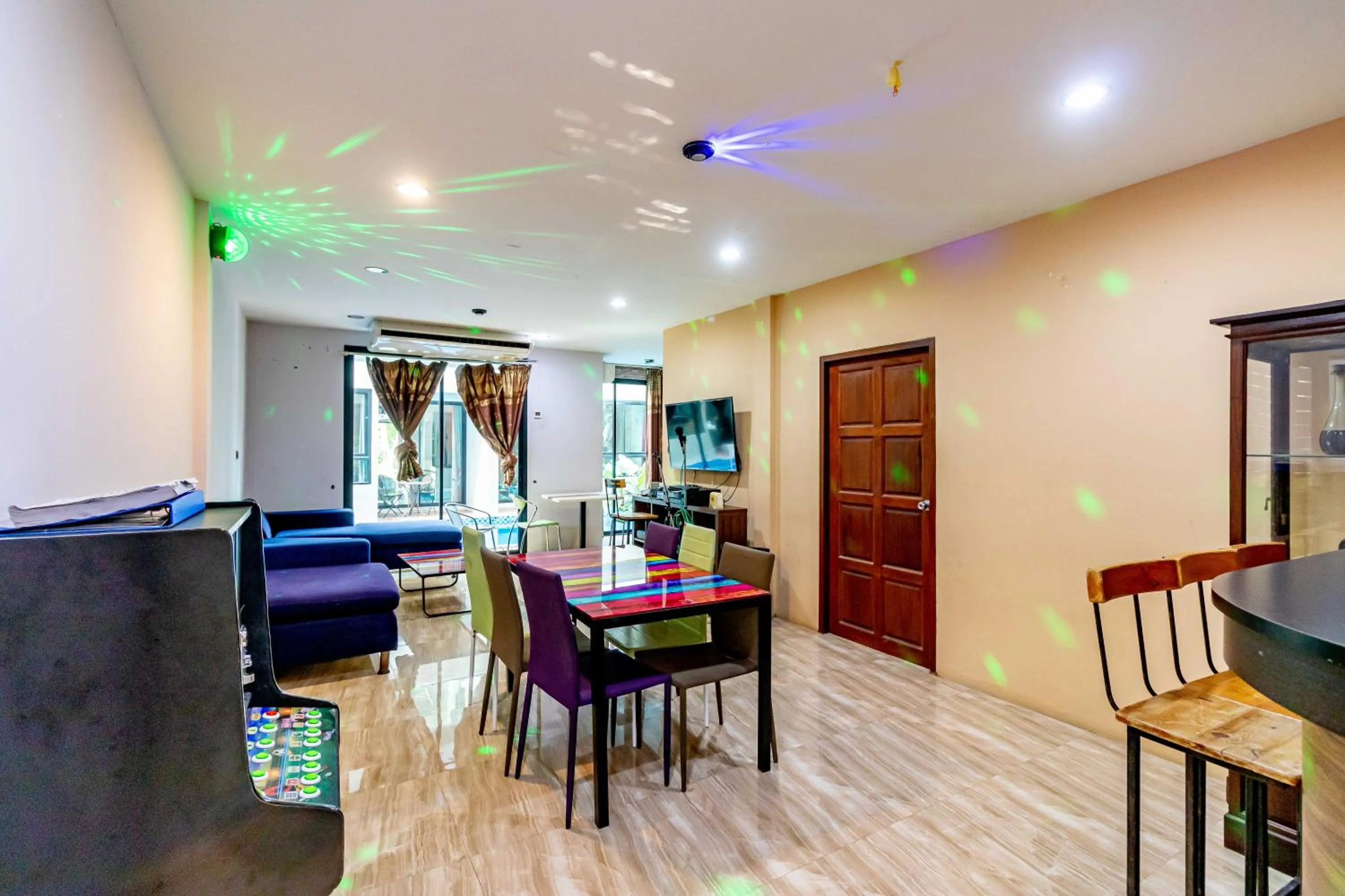 Deluxe Family Room in The Pool Resort