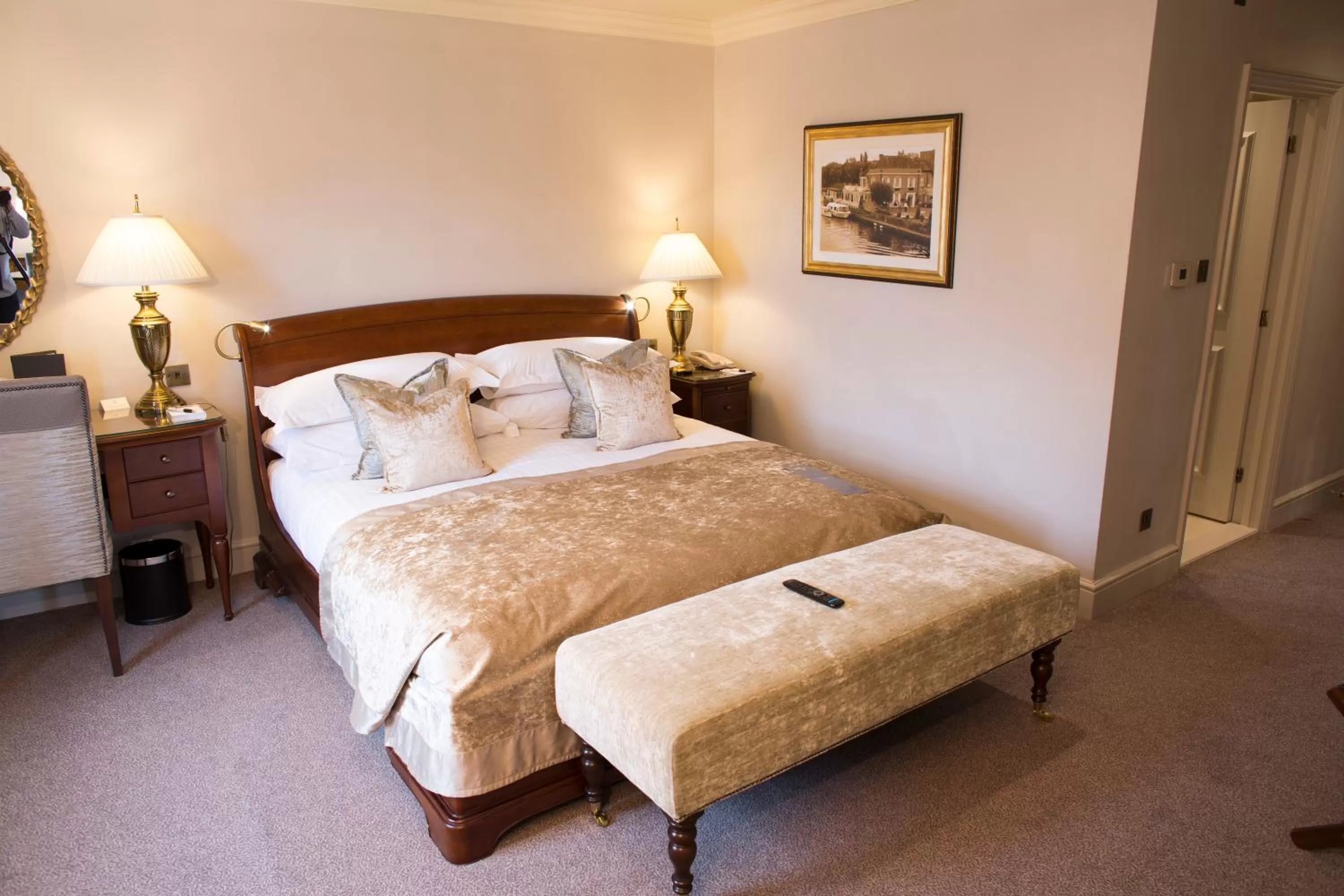 Deluxe Suite in Macdonald Compleat Angler