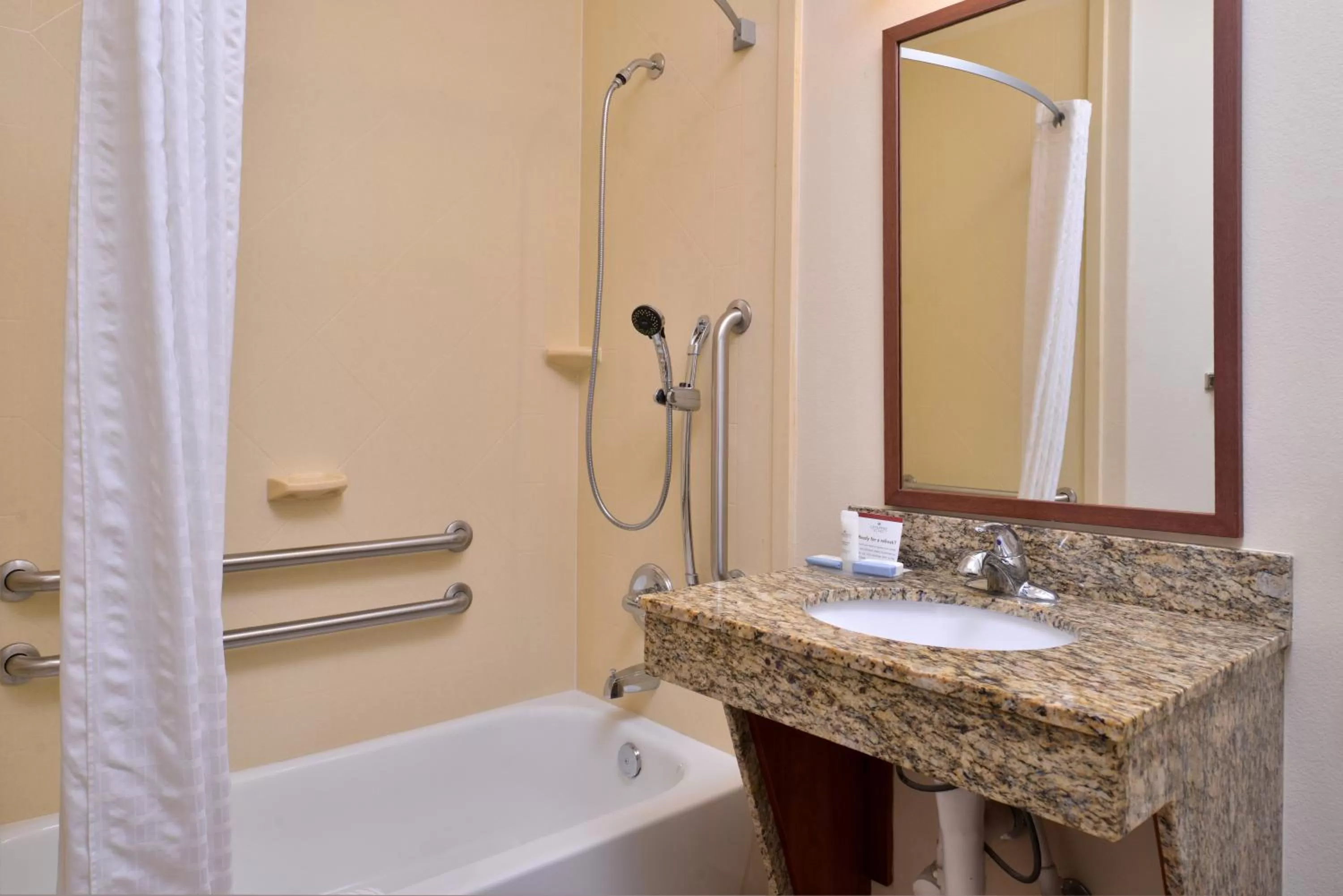 Queen Studio - Disability Access in Candlewood Suites Abilene by IHG
