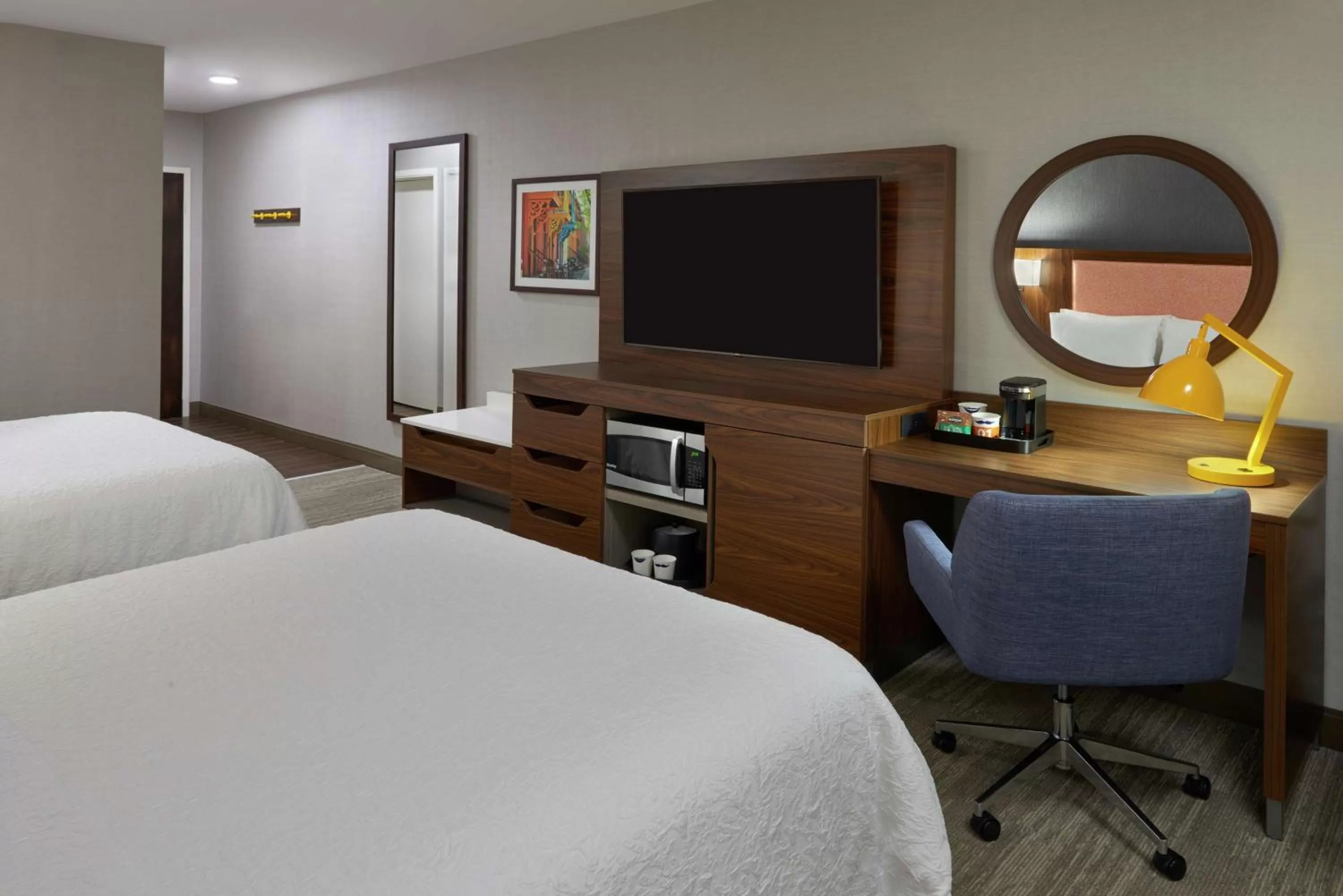 Queen Studio with Two Queen Beds - Non-Smoking in Hampton Inn & Suites Montreal-Dorval