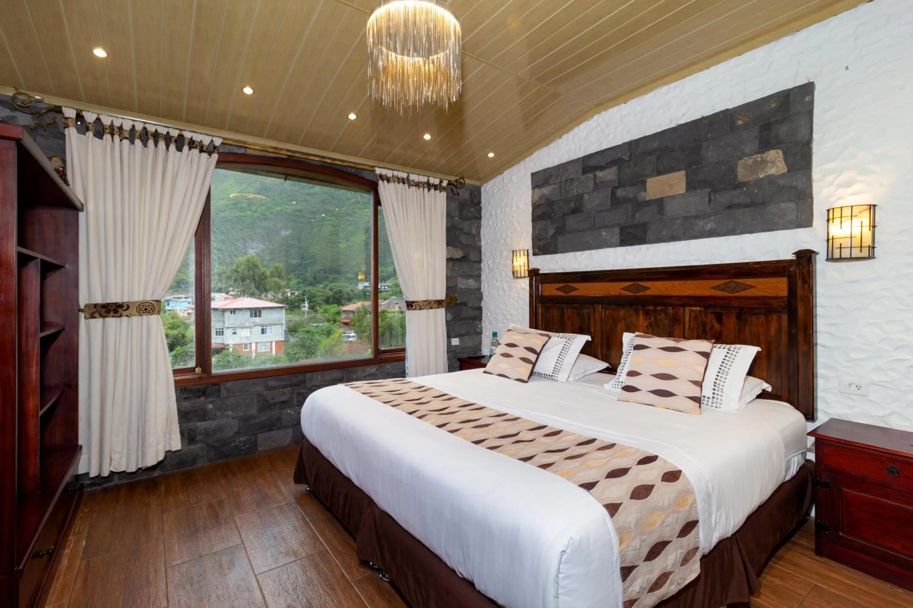 Deluxe King Room in Aldea Real Eco Friendly
