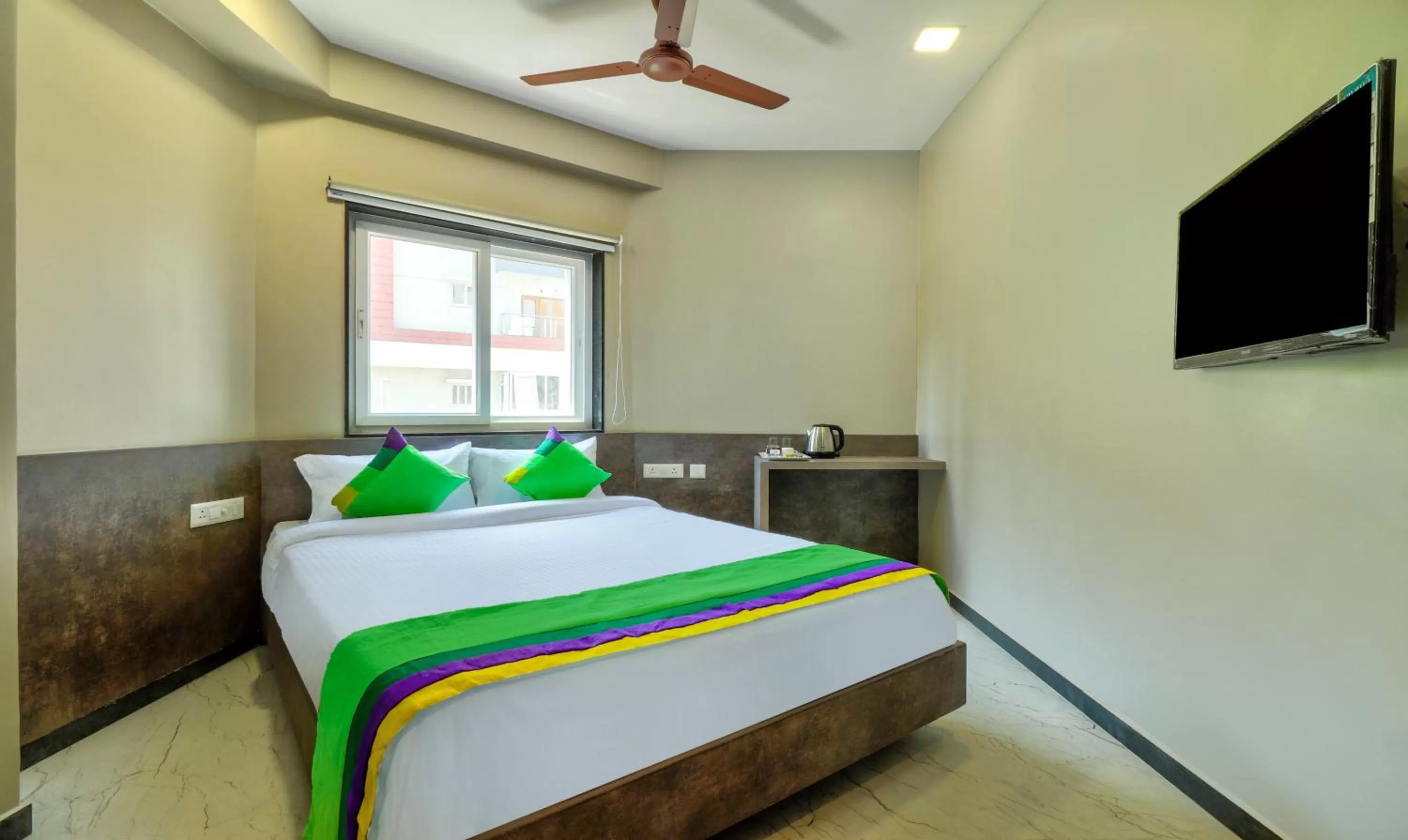 Standard Double Room - single occupancy in Treebo Sriz Cozy Seethamadhara