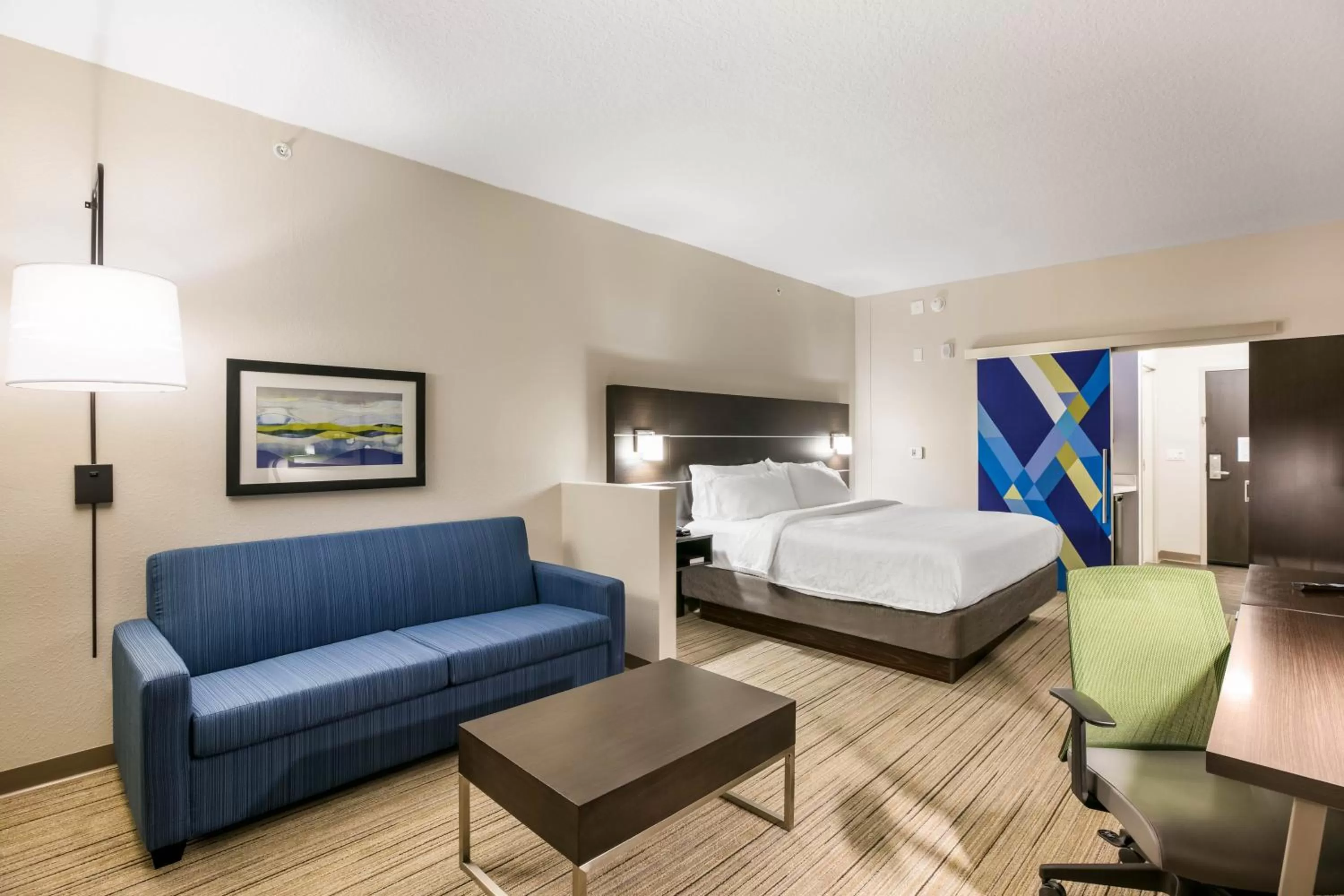 King Suite - Non-Smoking in Holiday Inn Express & Suites Jacksonville - Town Center by IHG