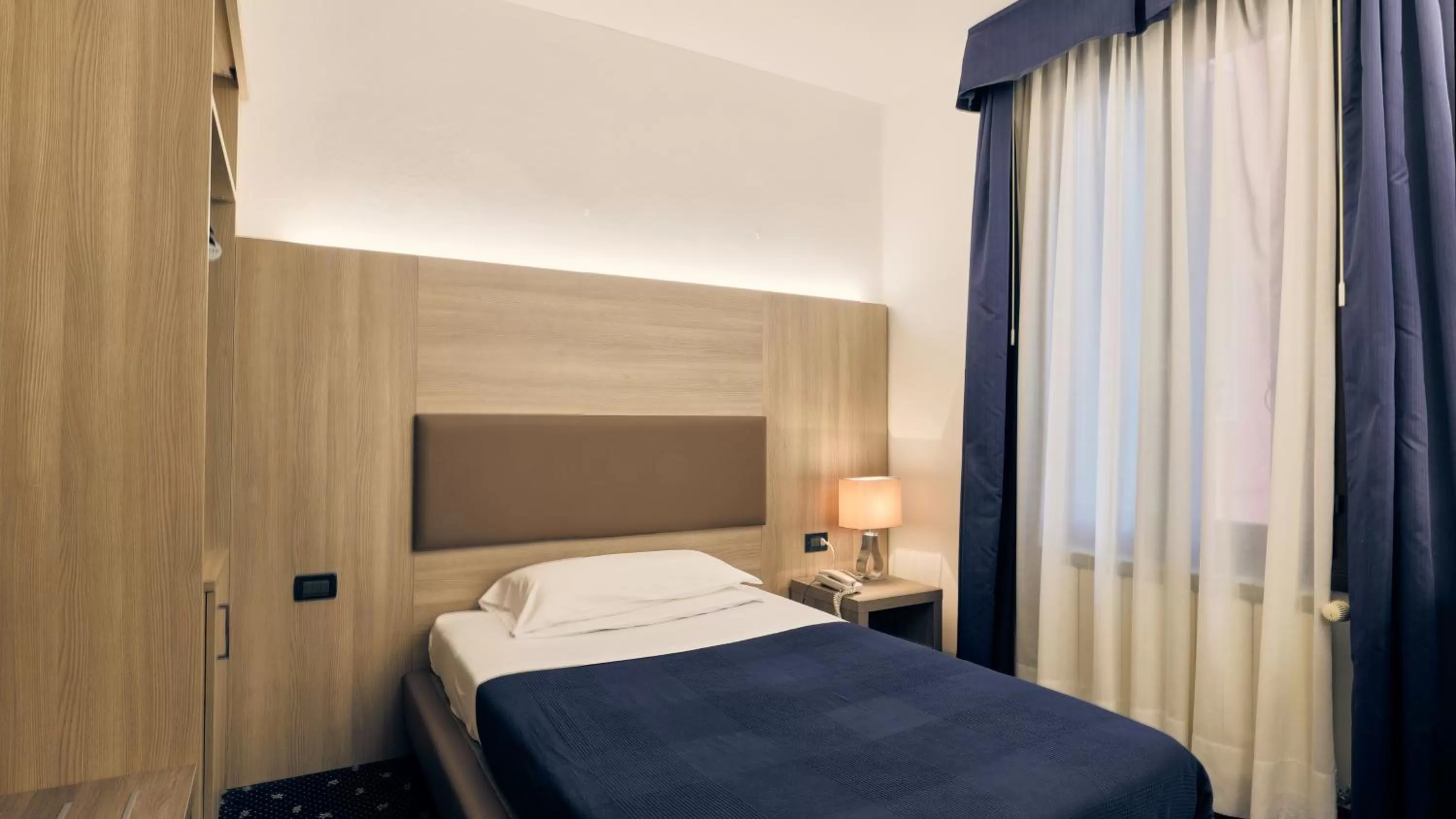 Single Room in Hotel Roberta