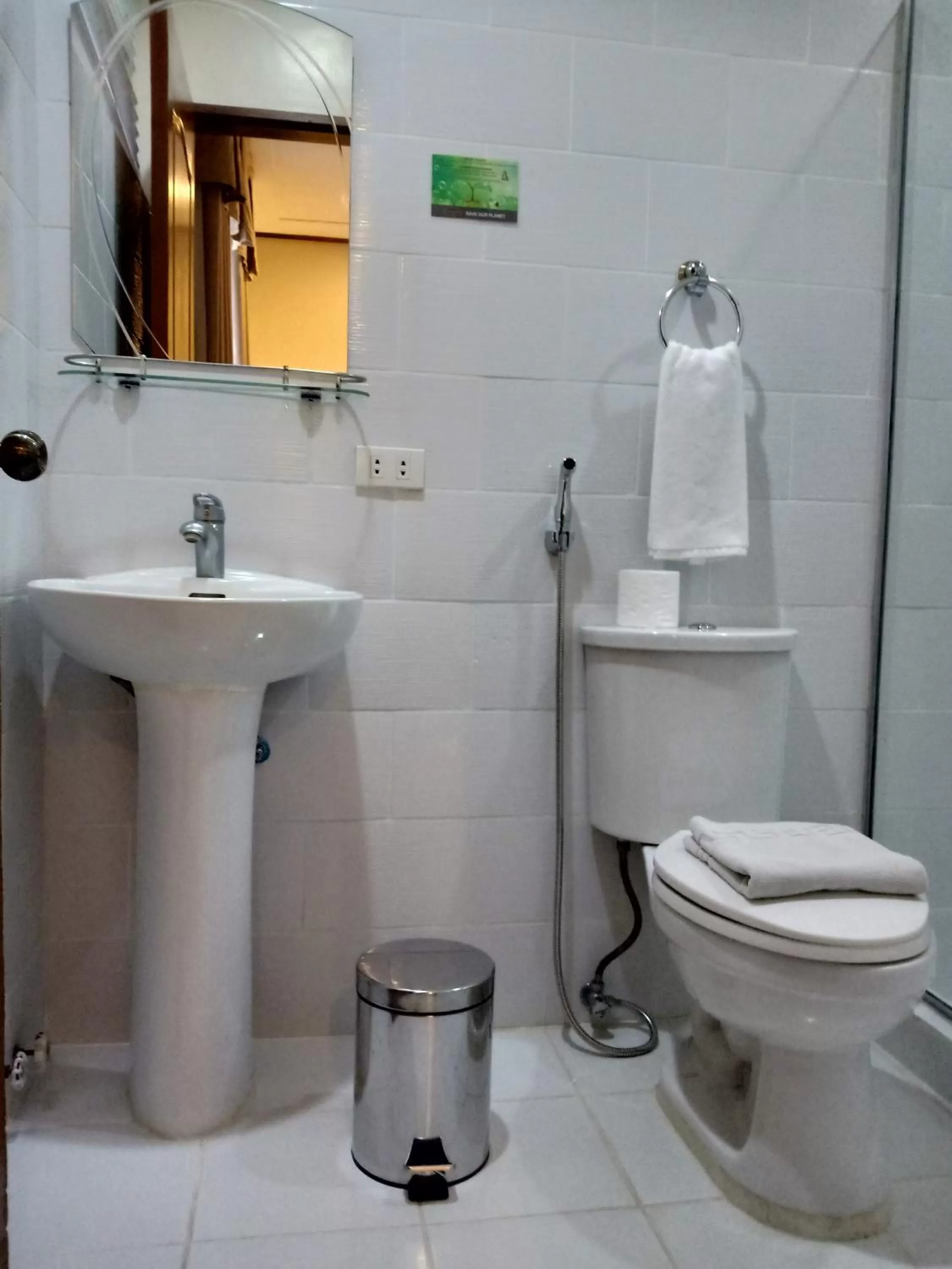 Honeymoon Suite in Casa Vallejo Hotel Baguio