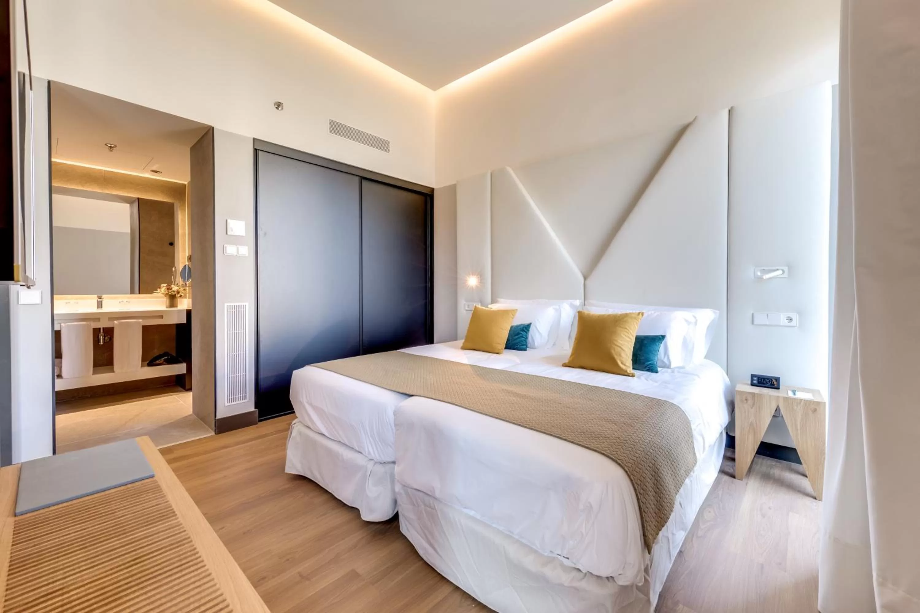 Junior Suite with Terrace in Occidental Diagonal 414