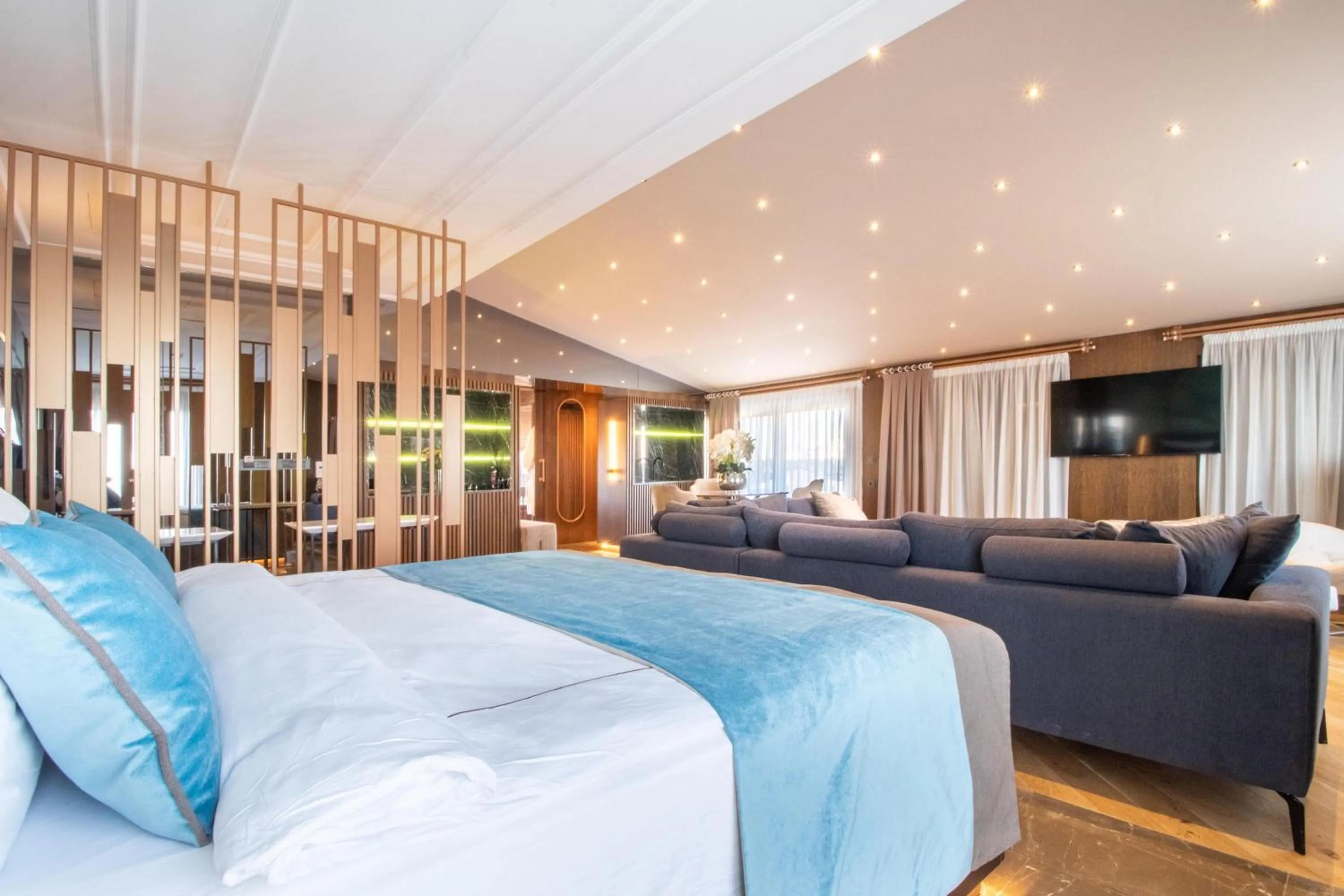 Presidential Suite in Espina Hotel