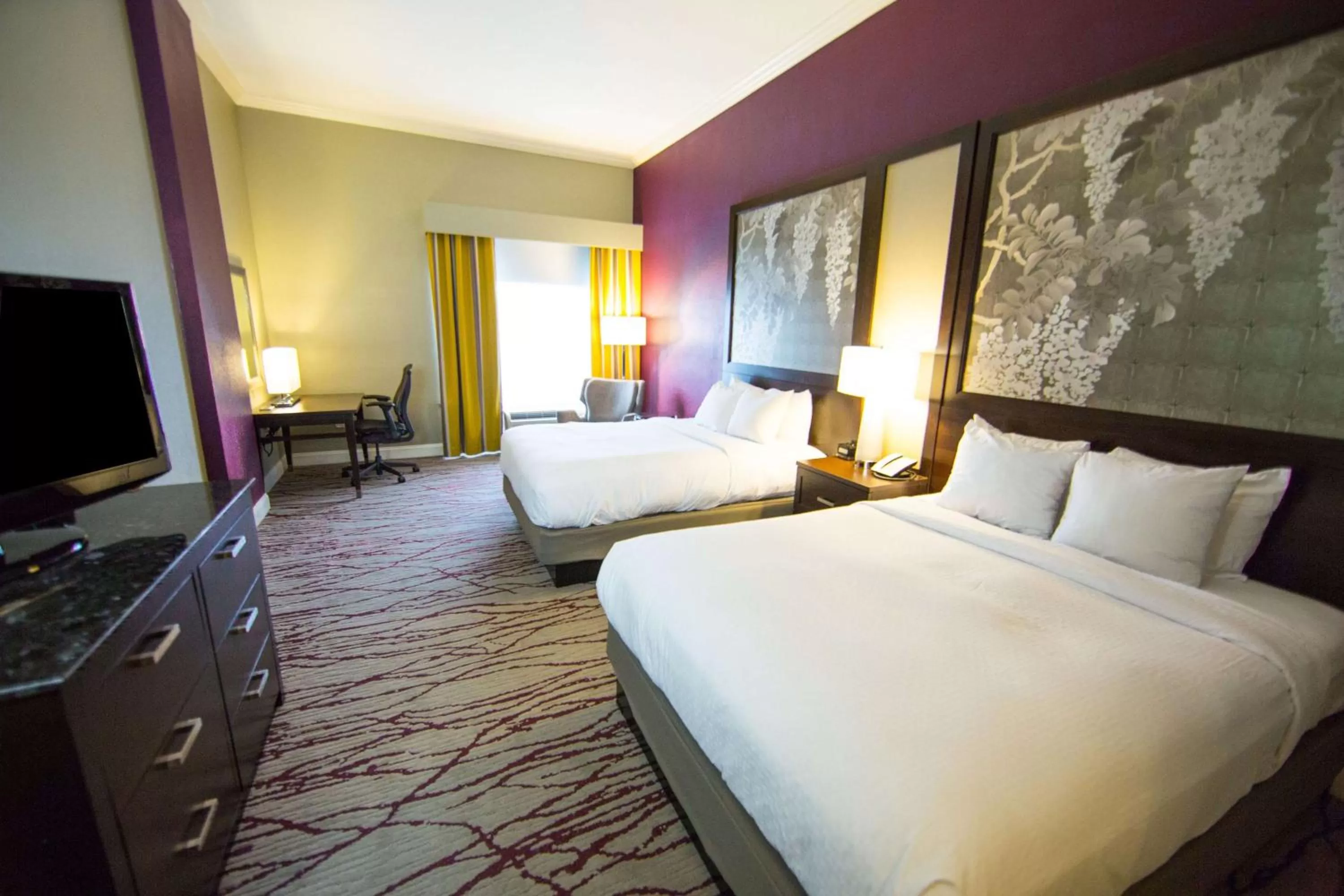 Queen Room with Two Queen Beds and City View in DoubleTree by Hilton Historic Savannah