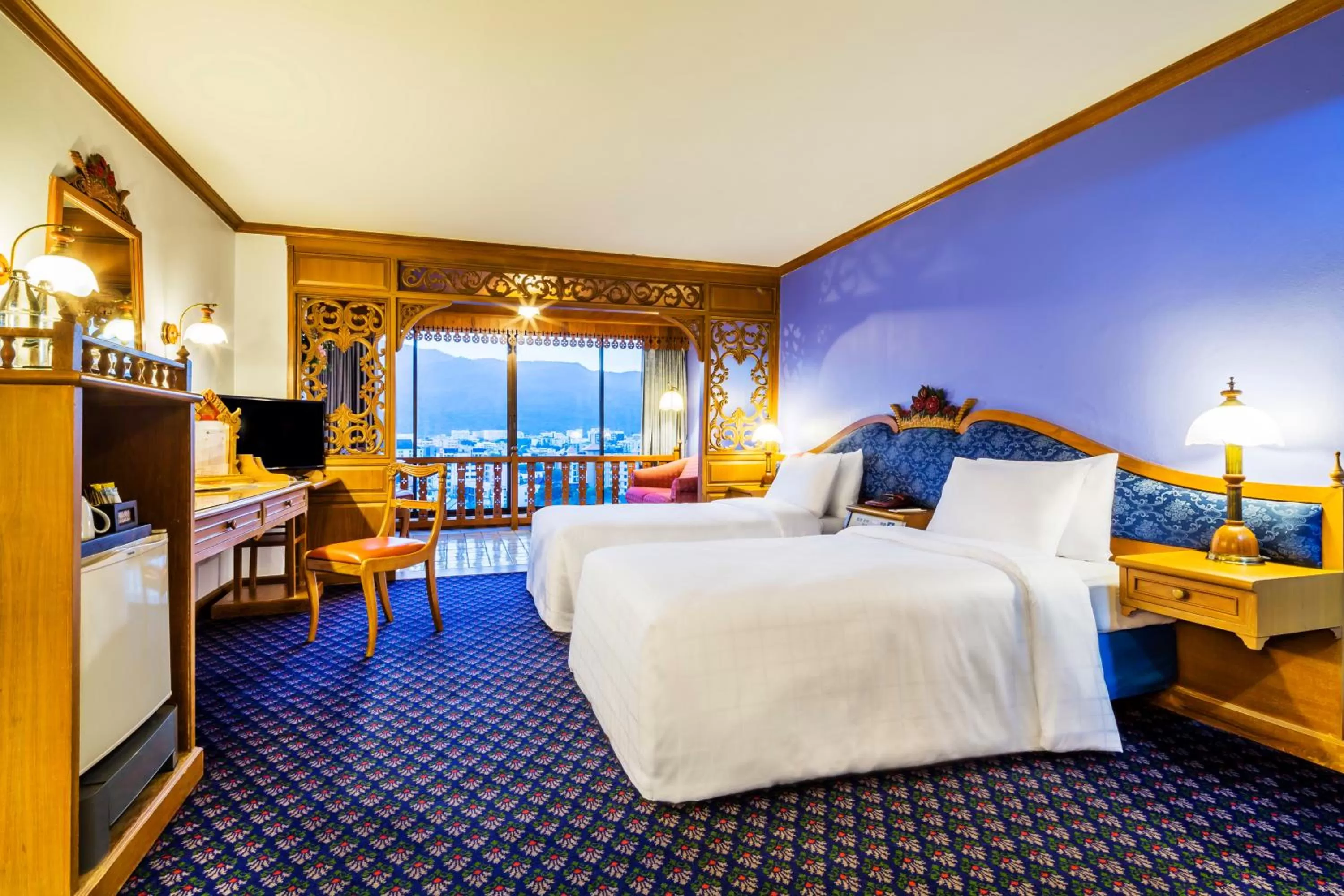 Superior Twin Room in Lotus Pang Suan Kaew Hotel