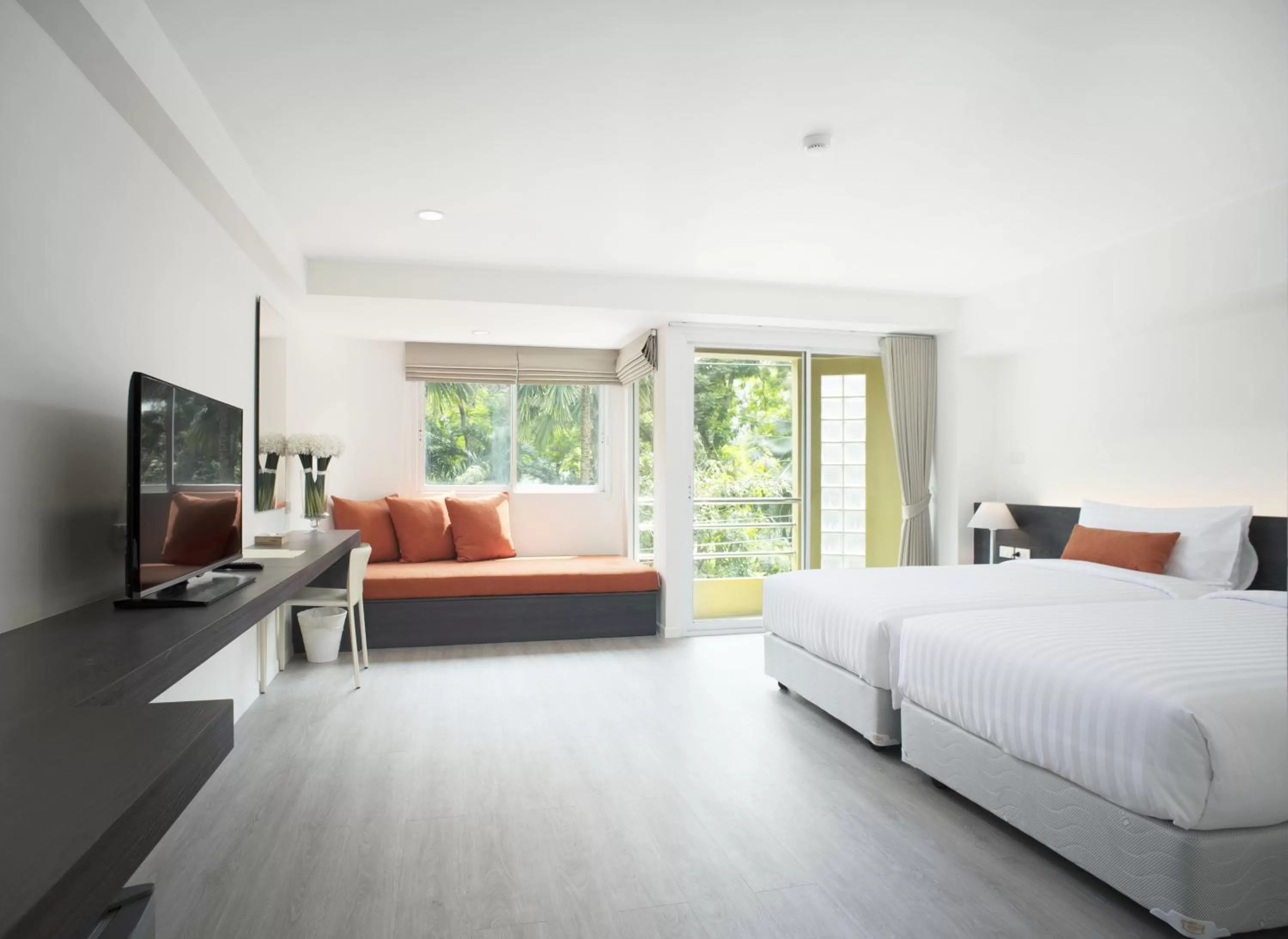 Deluxe Double or Twin Room with Balcony in Le Tada Residence