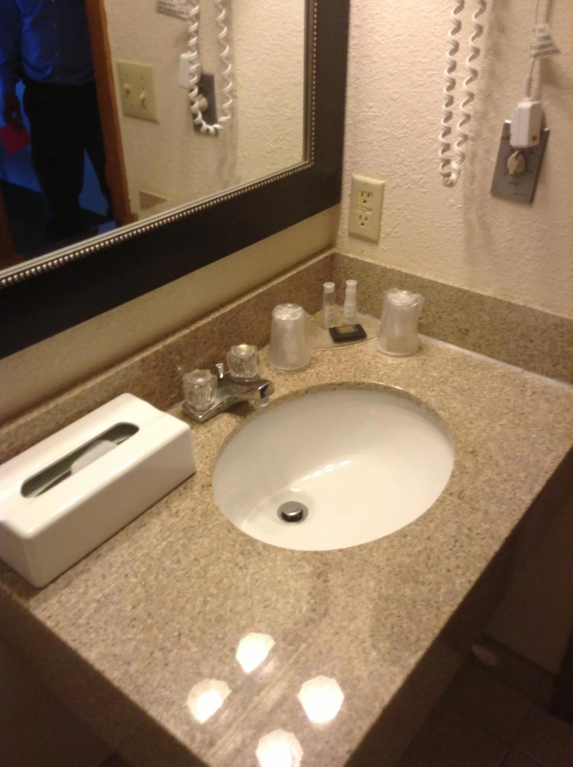 Queen Room - Accessible/Non-Smoking in Baymont by Wyndham Dubuque