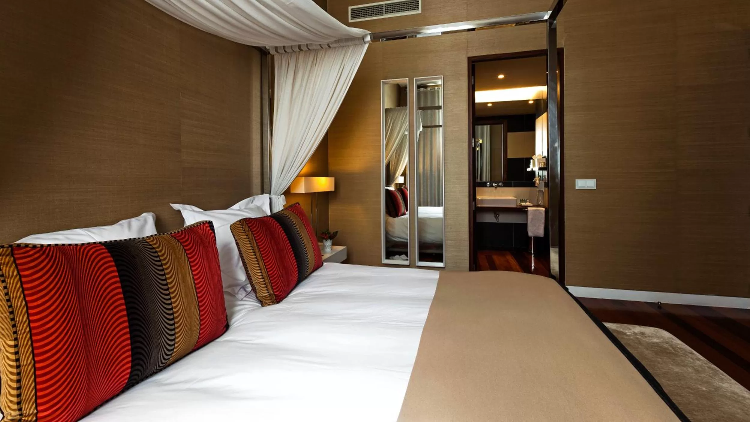 Suite Palace in M'AR De AR Aqueduto