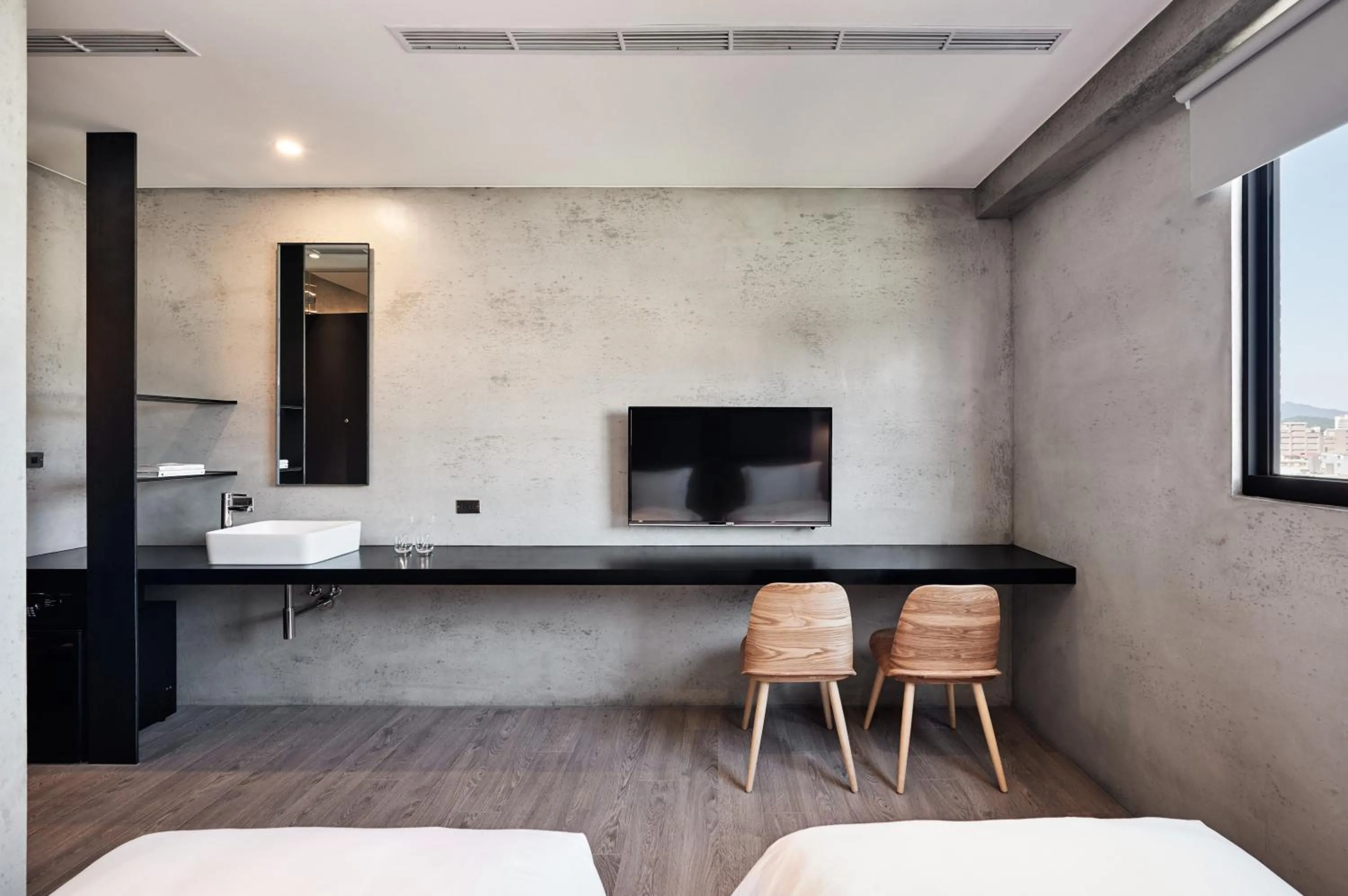 Standard Twin Room in Waterfront Hotel