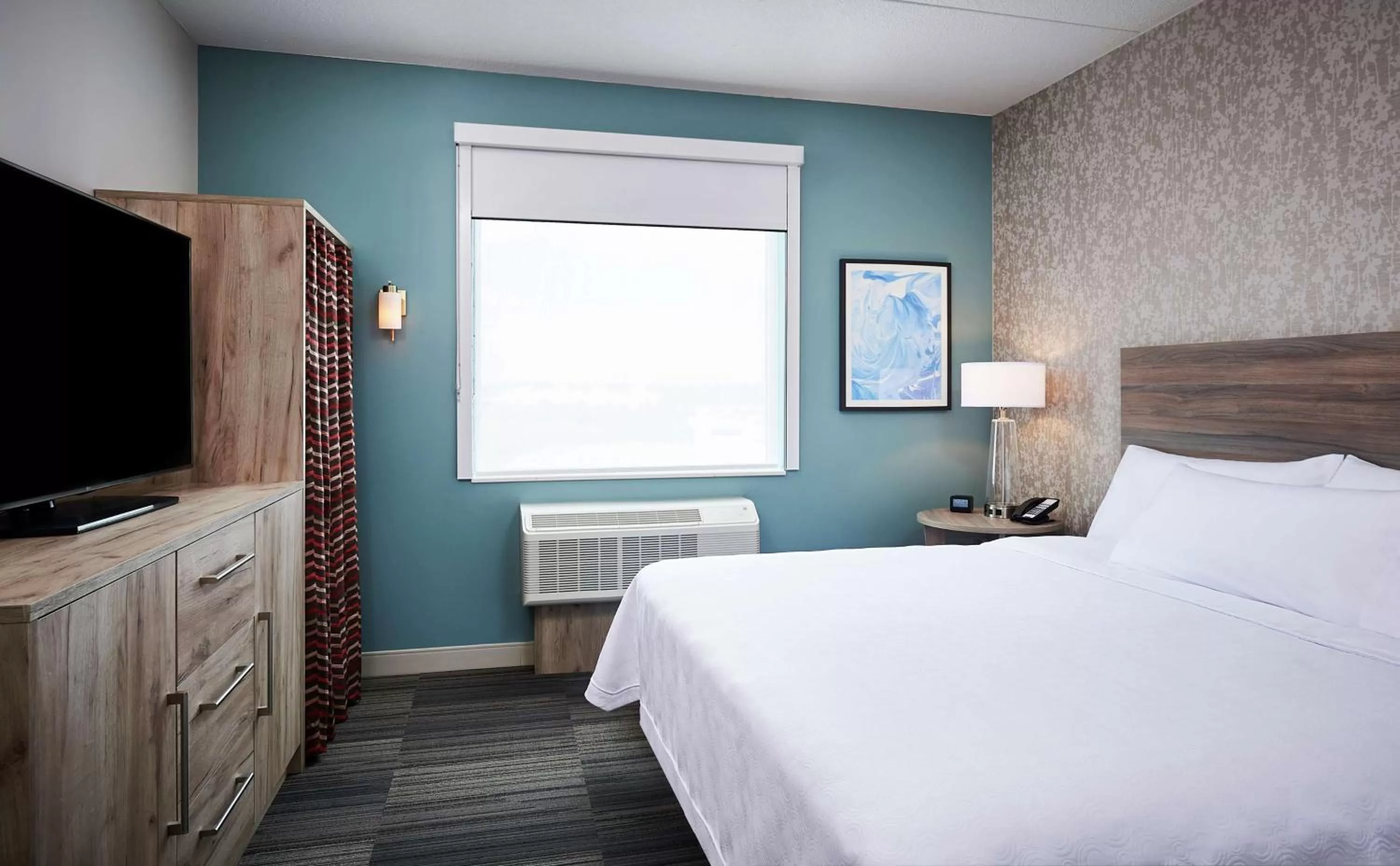 One-Bedroom King Suite - Non-Smoking in Home2 Suites By Hilton Brantford