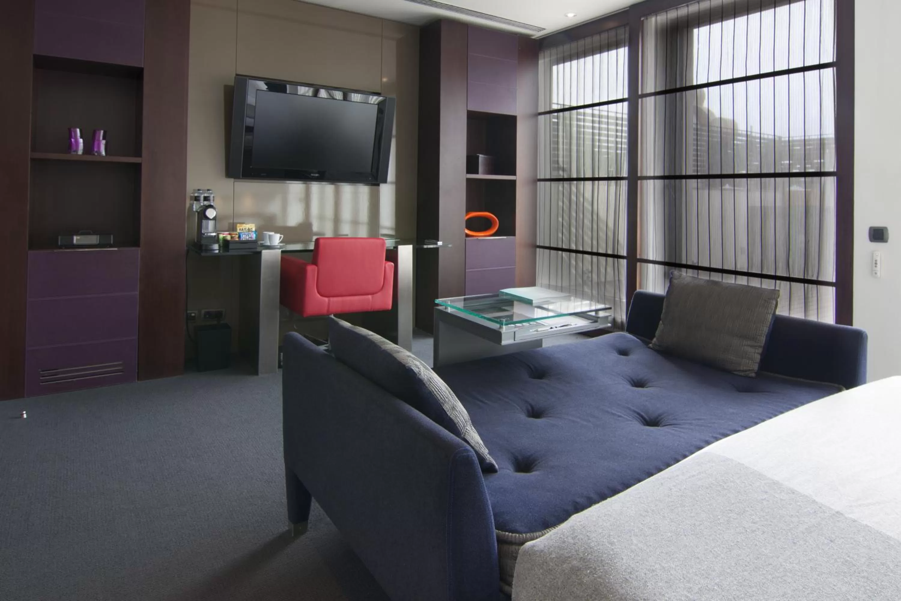 Bedroom in Sixtytwo Hotel