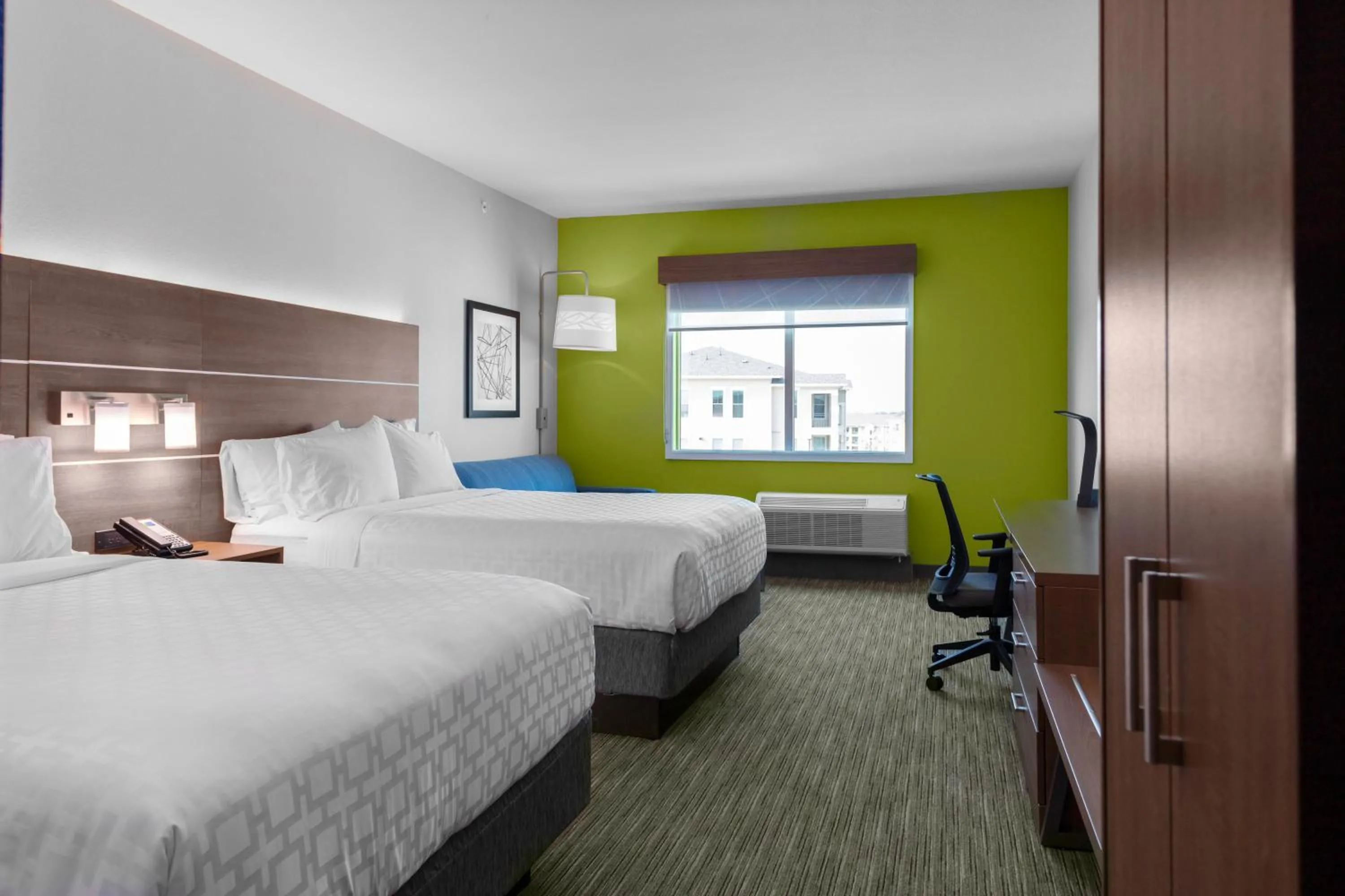 Queen Suite with Two Queen Beds - Communications Accessible in Holiday Inn Express & Suites Leander by IHG