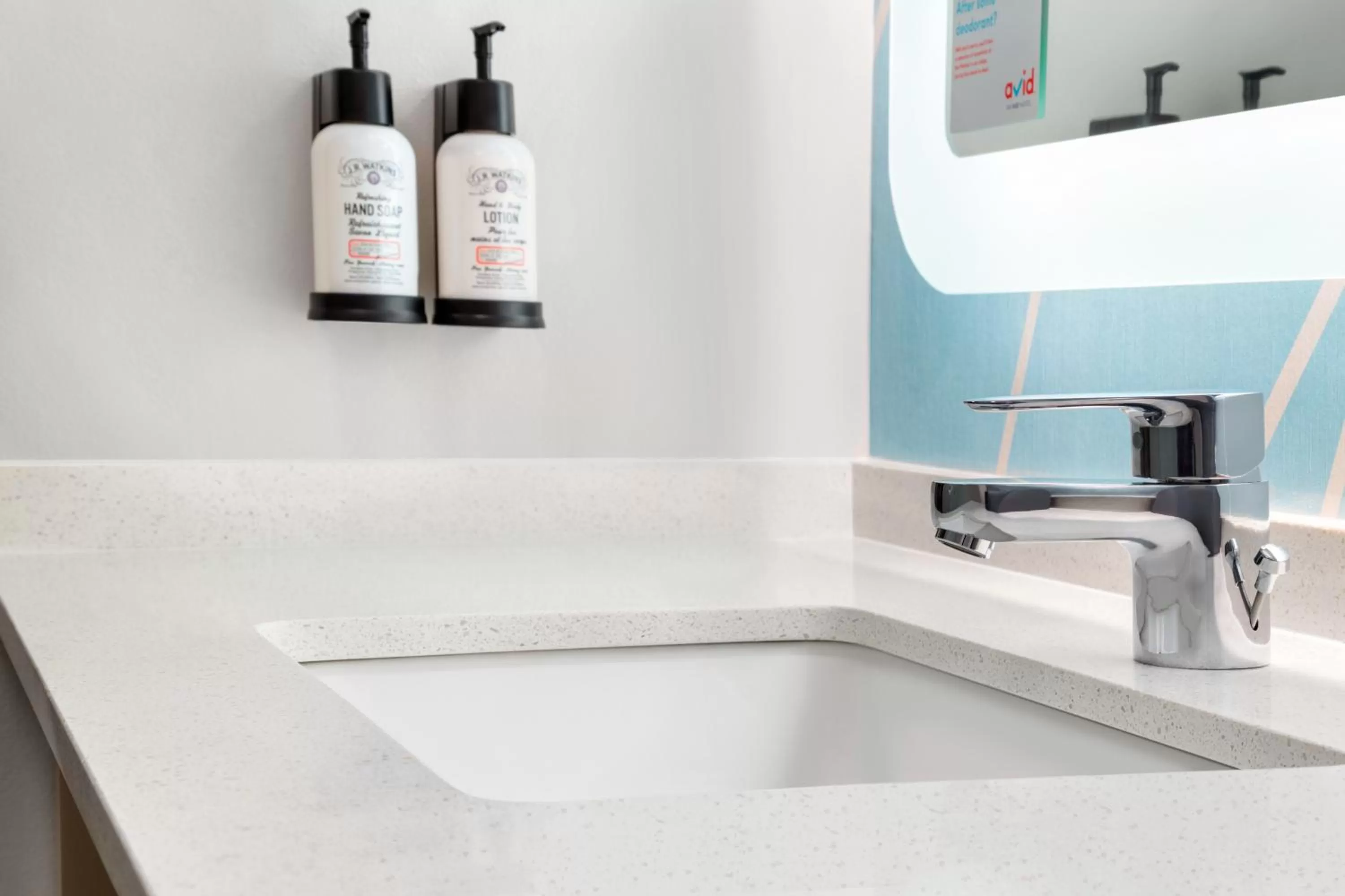 Standard King Room in avid hotels - Lancaster by IHG