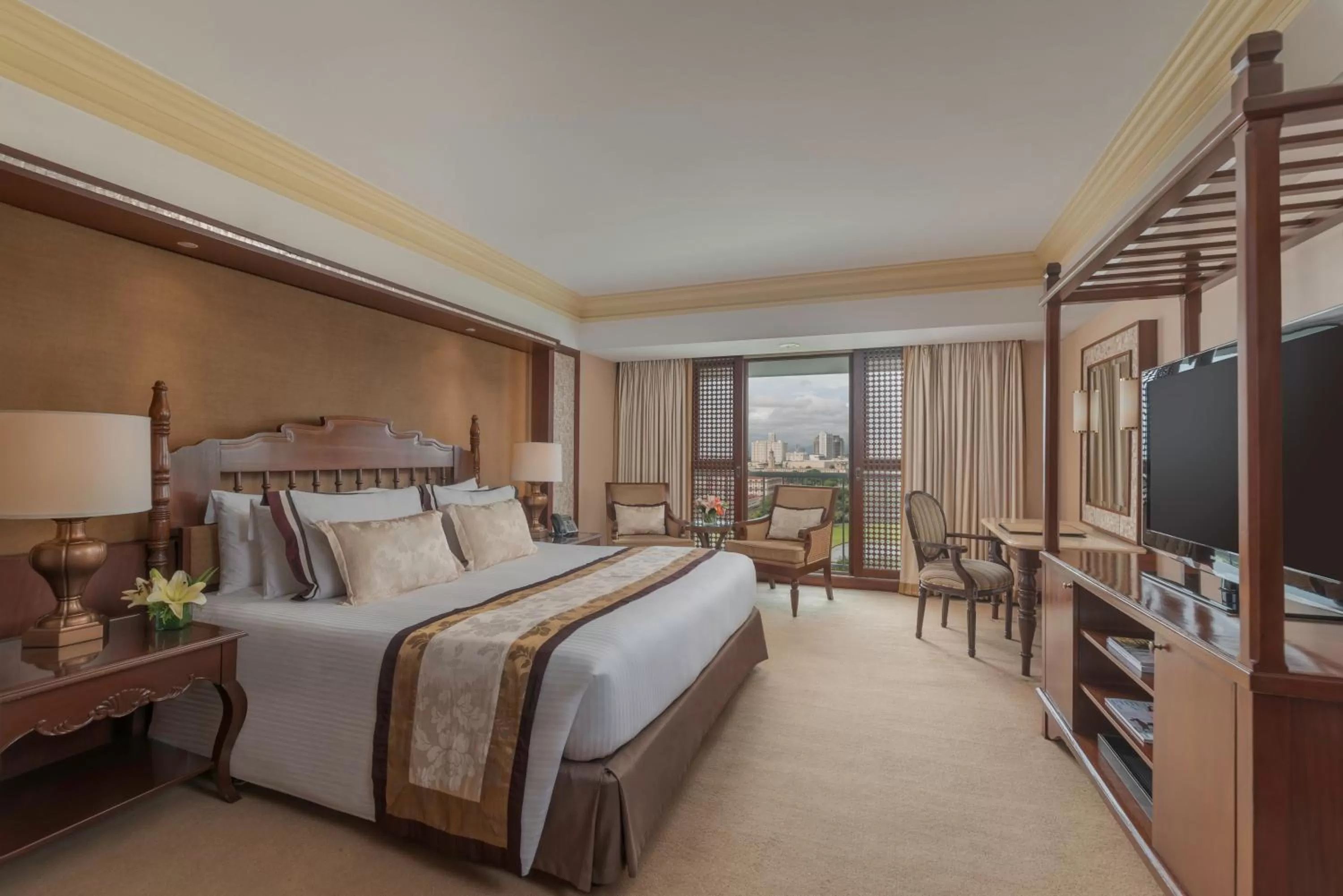 Sunset Suite in The Manila Hotel