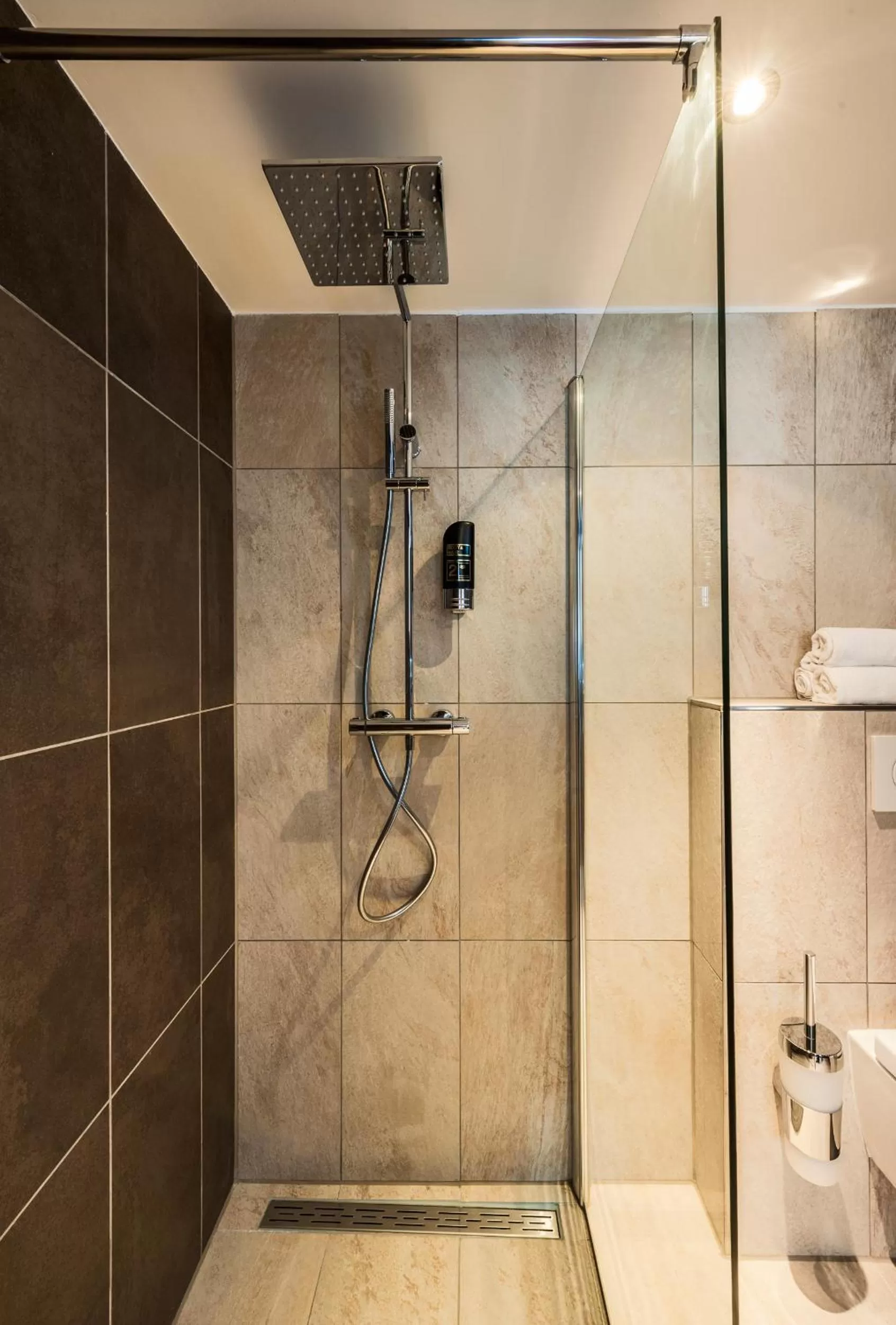 Superior Double Room in The Alfred Hotel