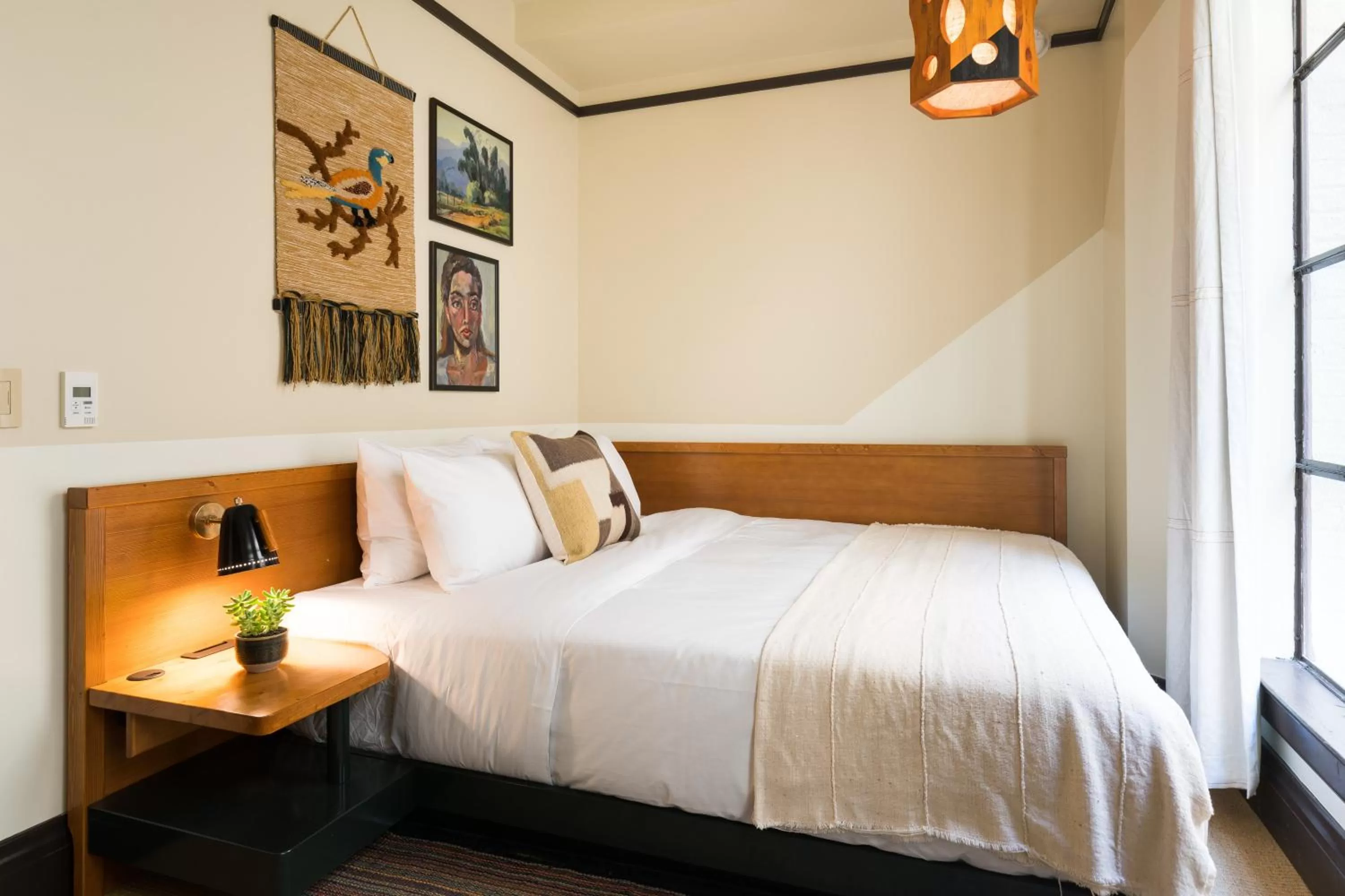 King in Freehand Los Angeles