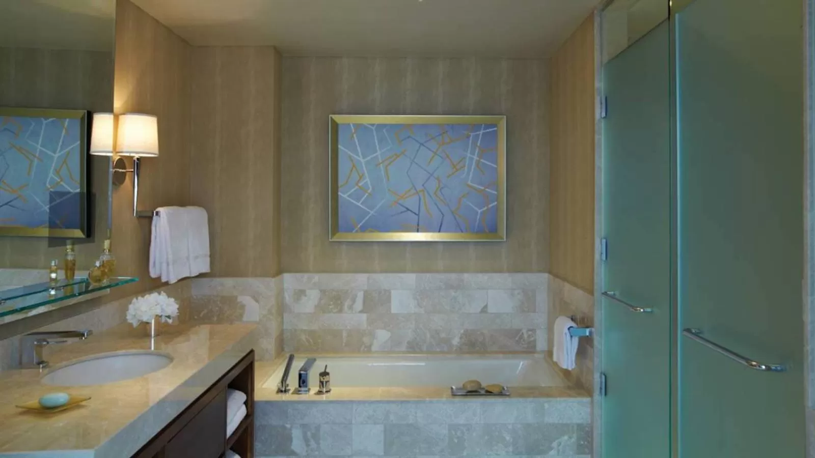 King Room with Balcony and Harbor View in Four Seasons Baltimore